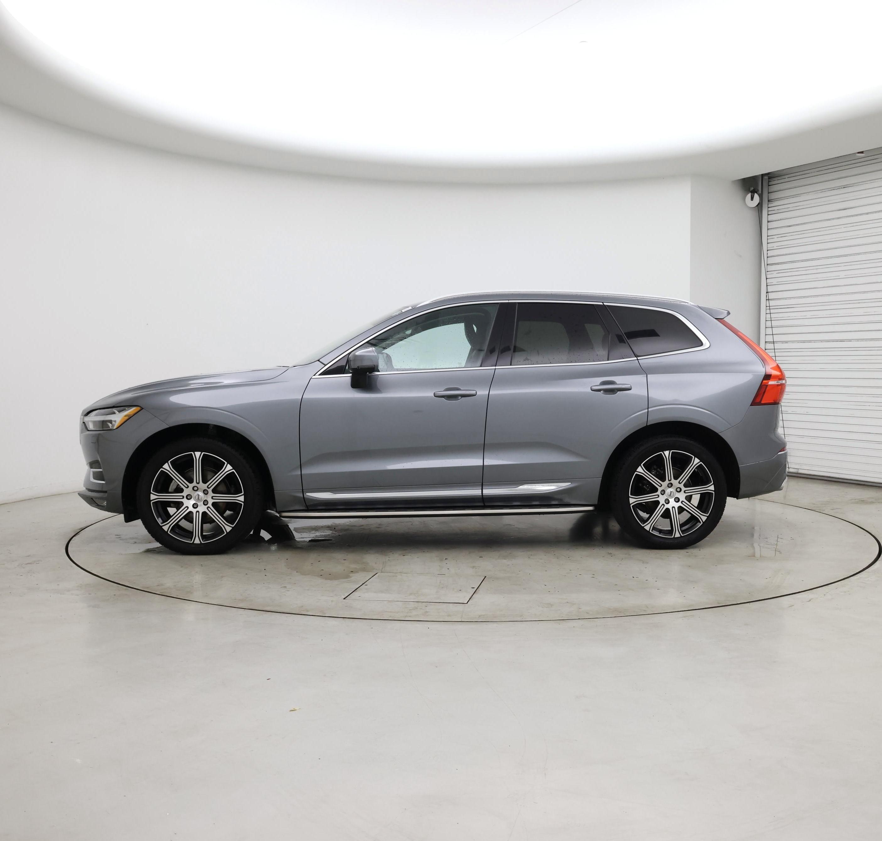 Thumbnail: 2020 Volvo XC60 - 3