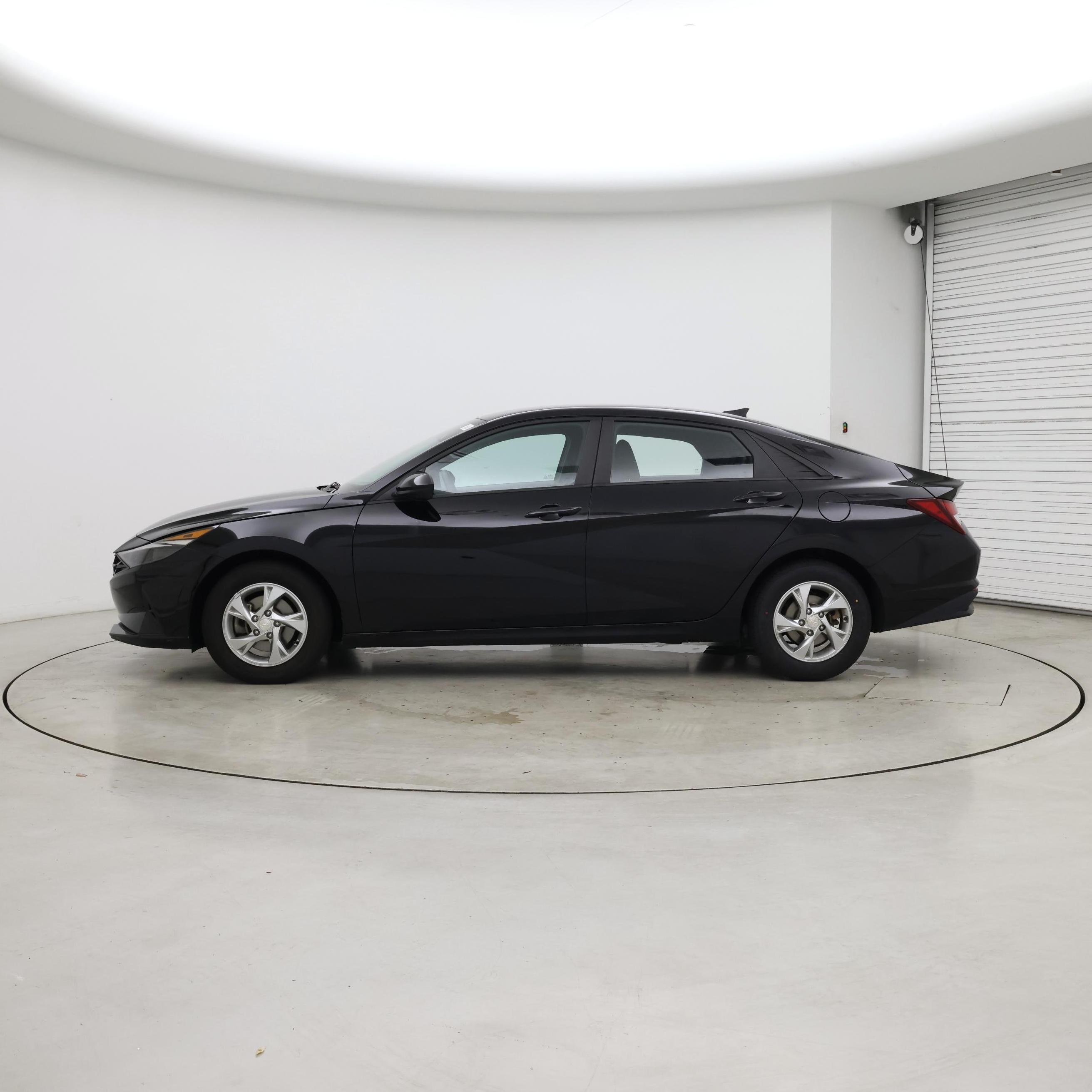 Thumbnail: 2022 Hyundai Elantra - 3