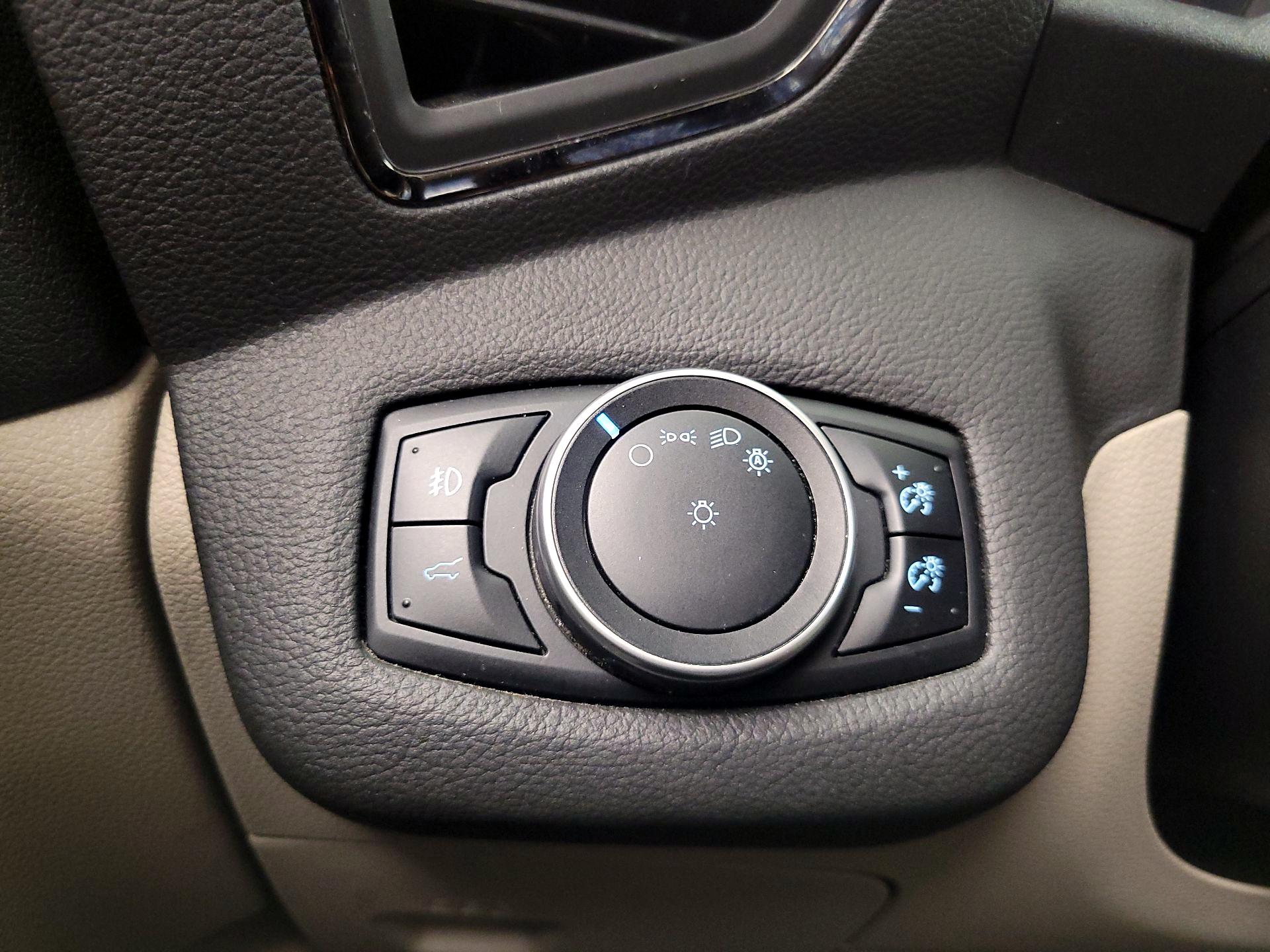 Thumbnail: 2017 Ford Escape - 13