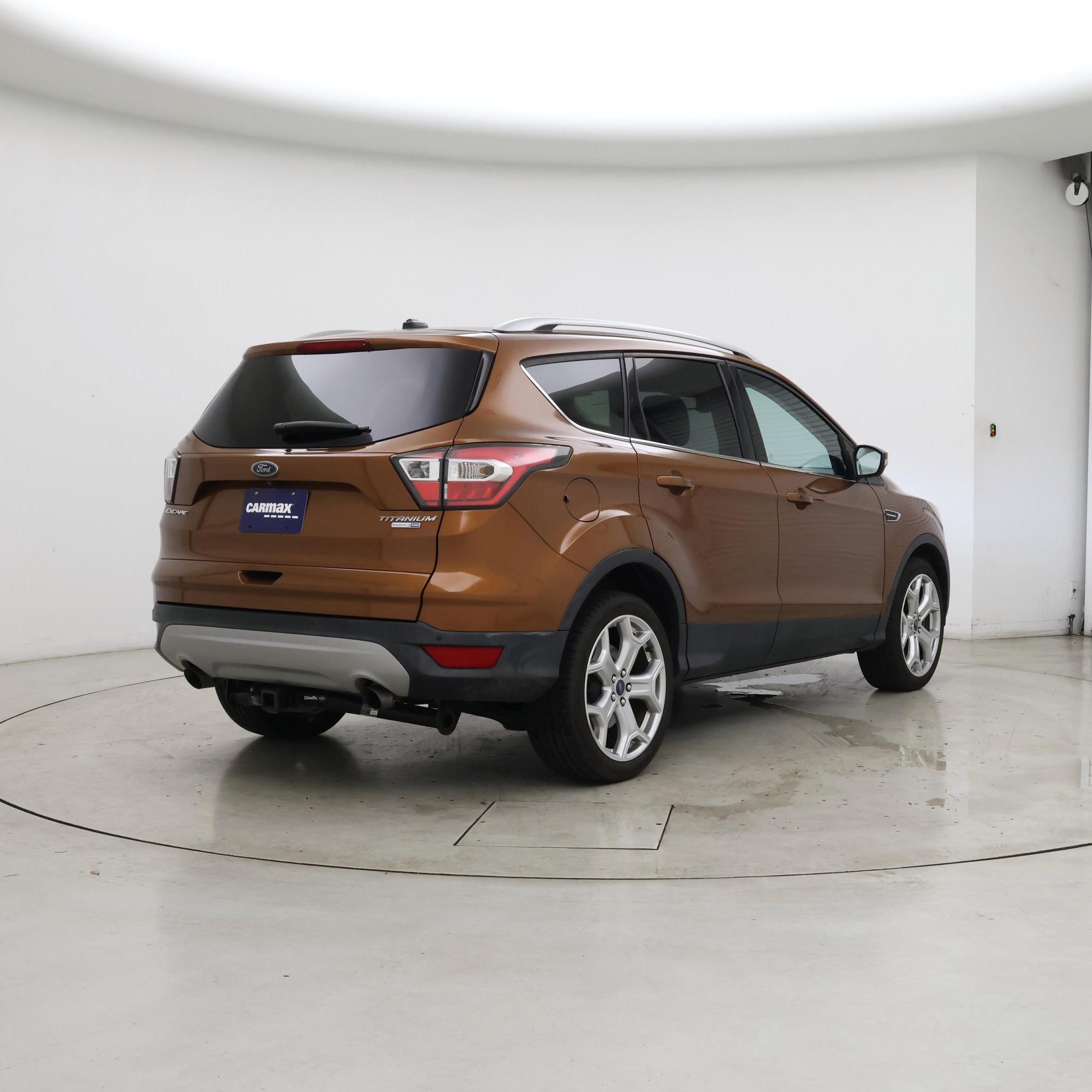 Thumbnail: 2017 Ford Escape - 8