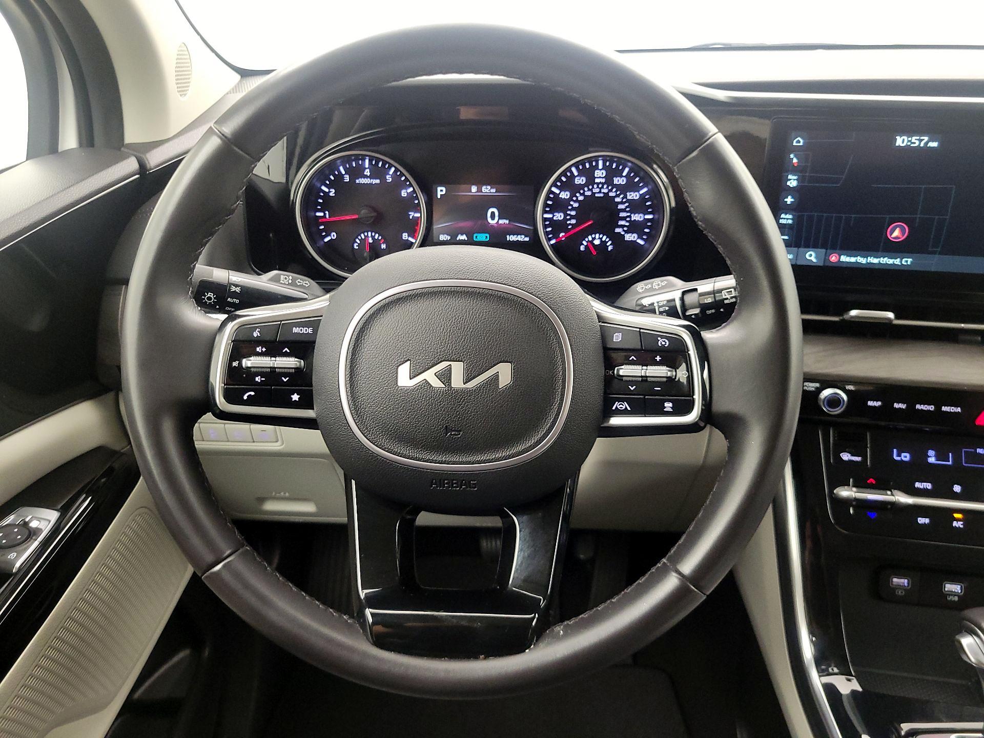 Thumbnail: 2024 Kia Carnival - 10