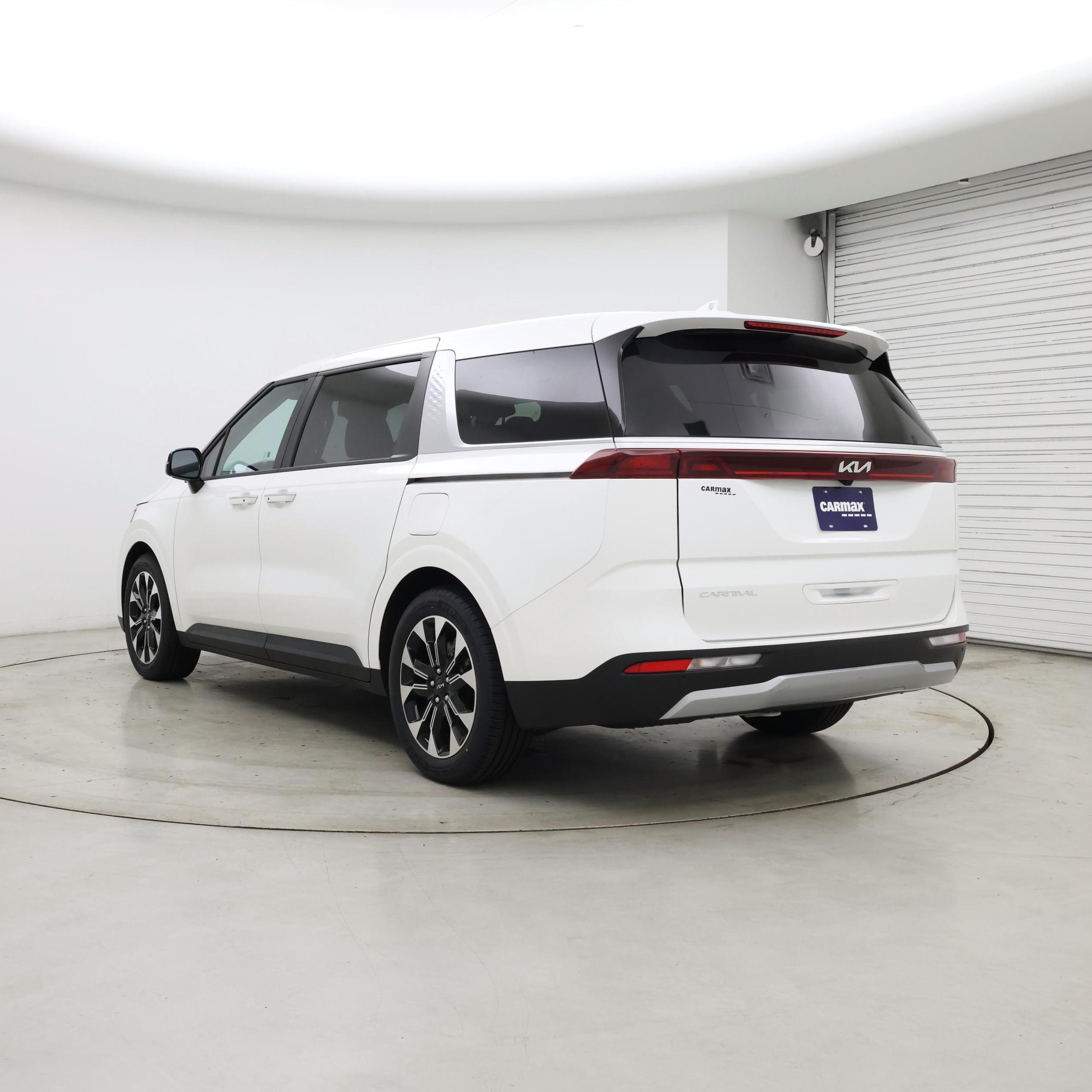 Thumbnail: 2024 Kia Carnival - 2