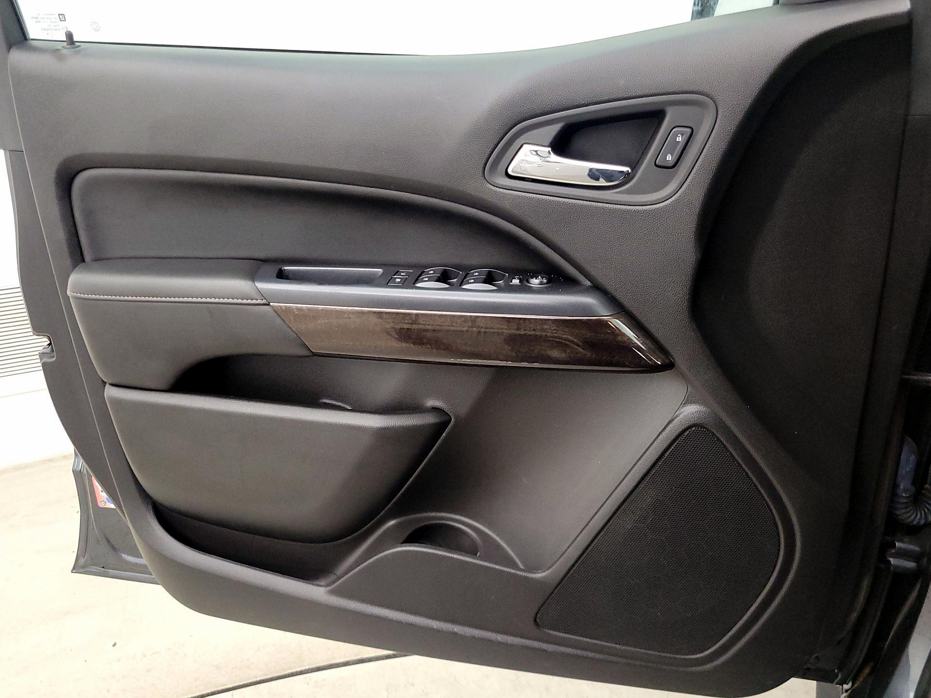 Thumbnail: 2016 GMC Canyon - 12