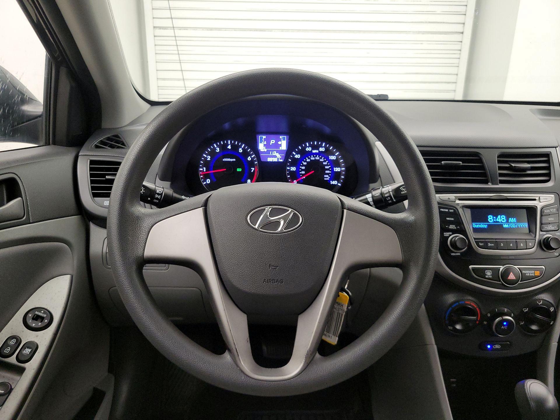 Thumbnail: 2017 Hyundai Accent - 10
