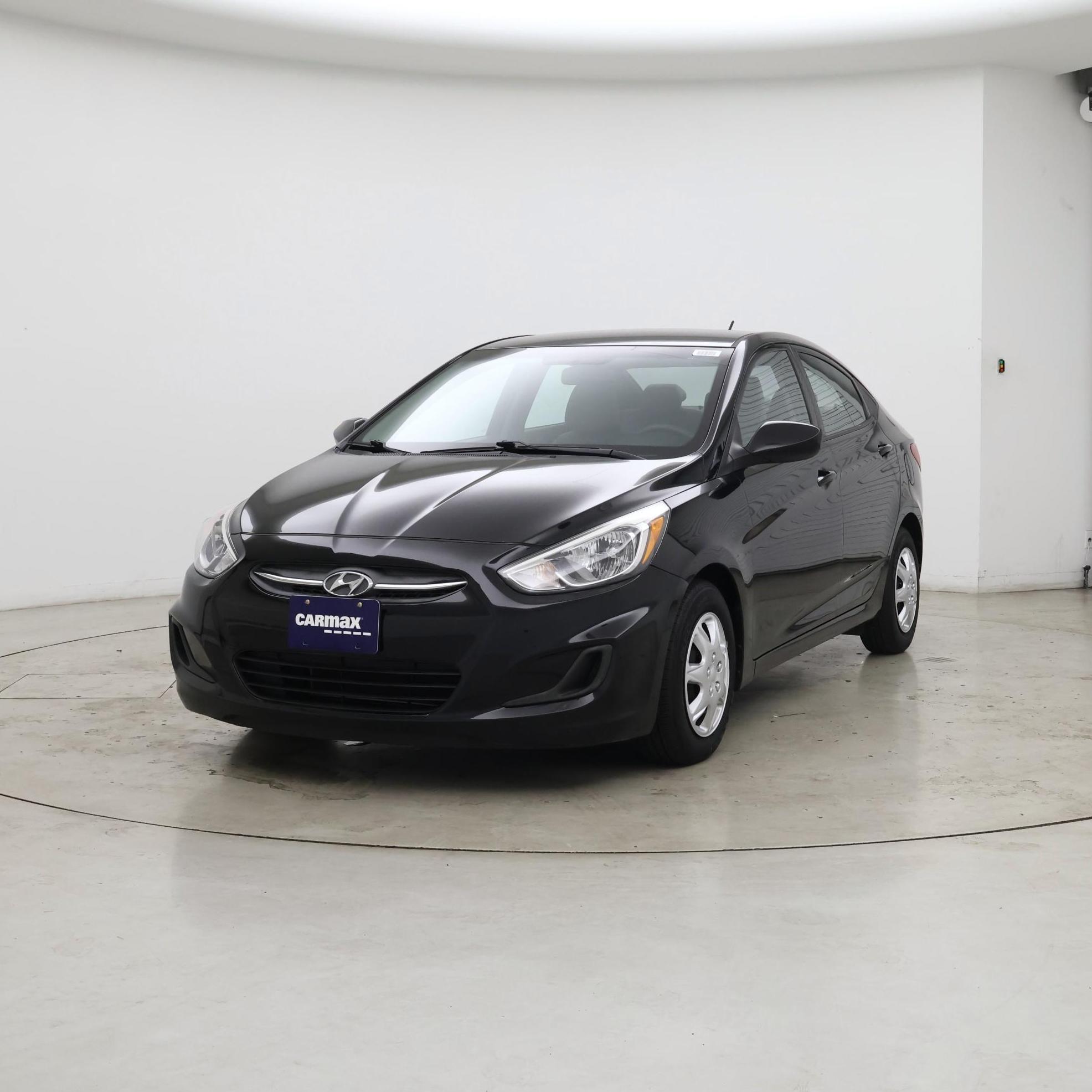 Thumbnail: 2017 Hyundai Accent - 4