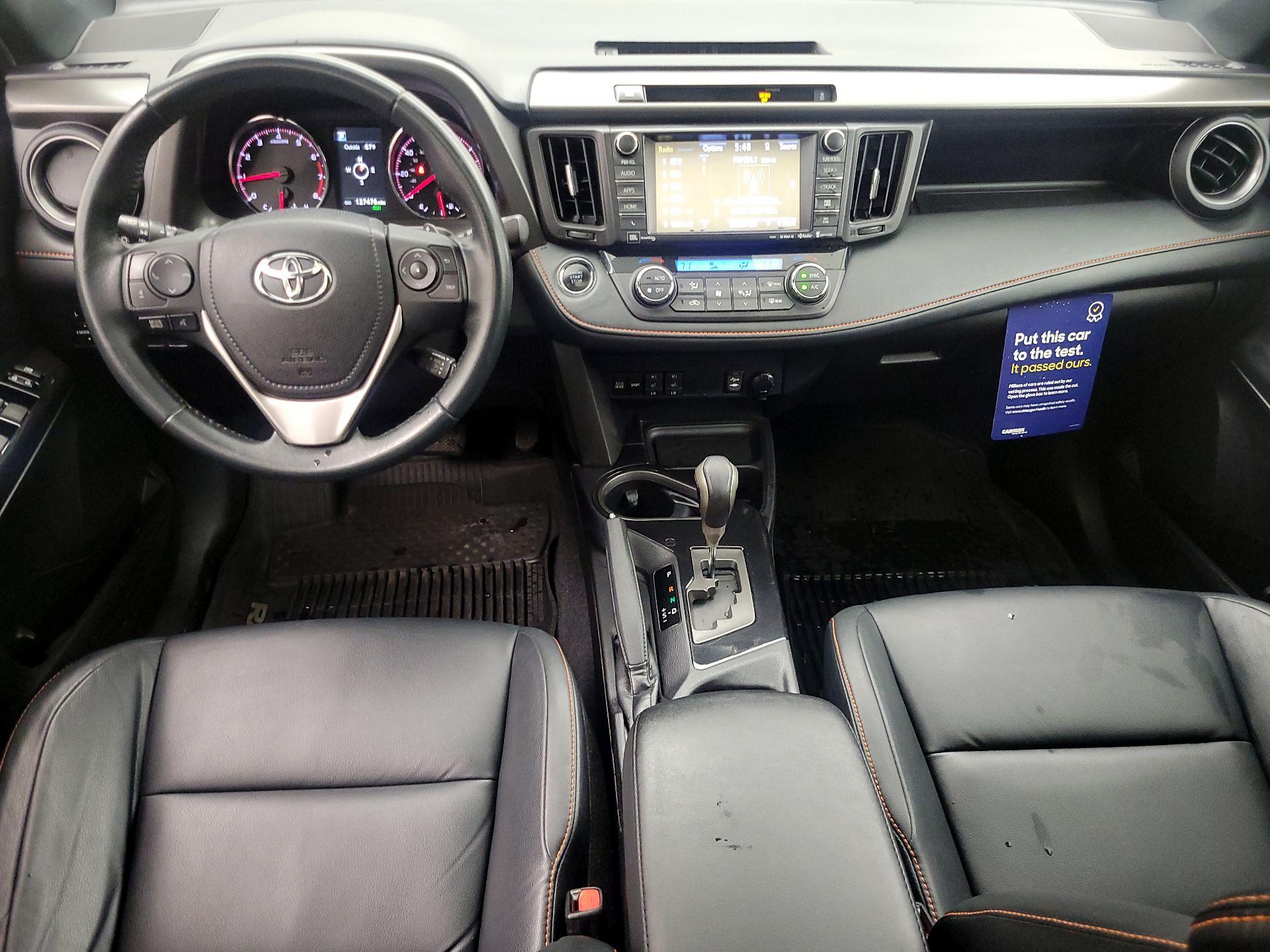 Thumbnail: 2016 Toyota RAV4 - 9