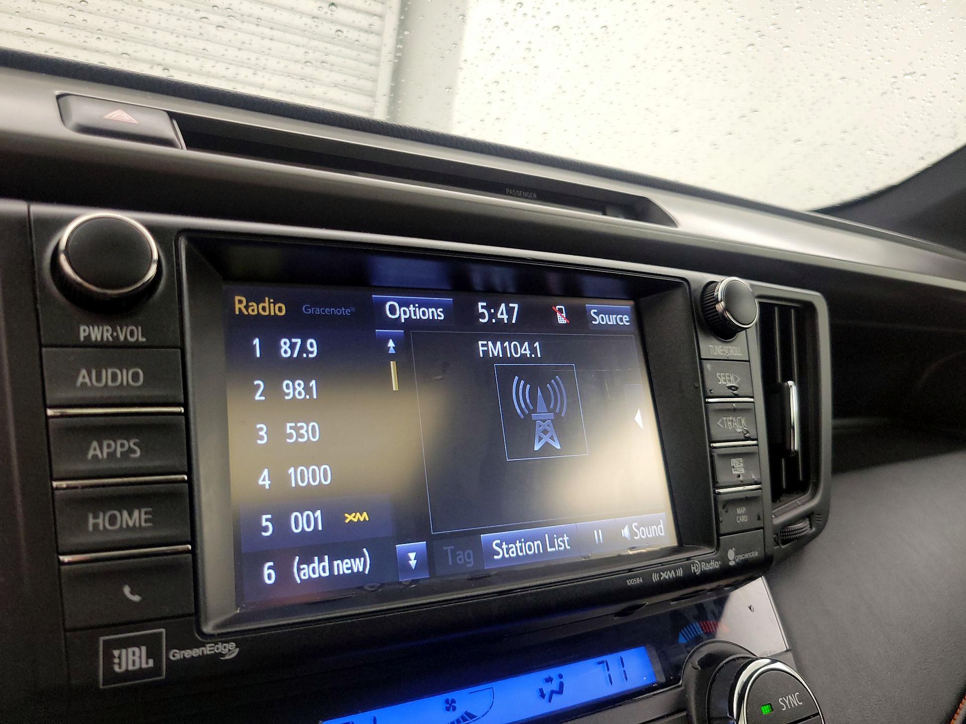 Thumbnail: 2016 Toyota RAV4 - 15