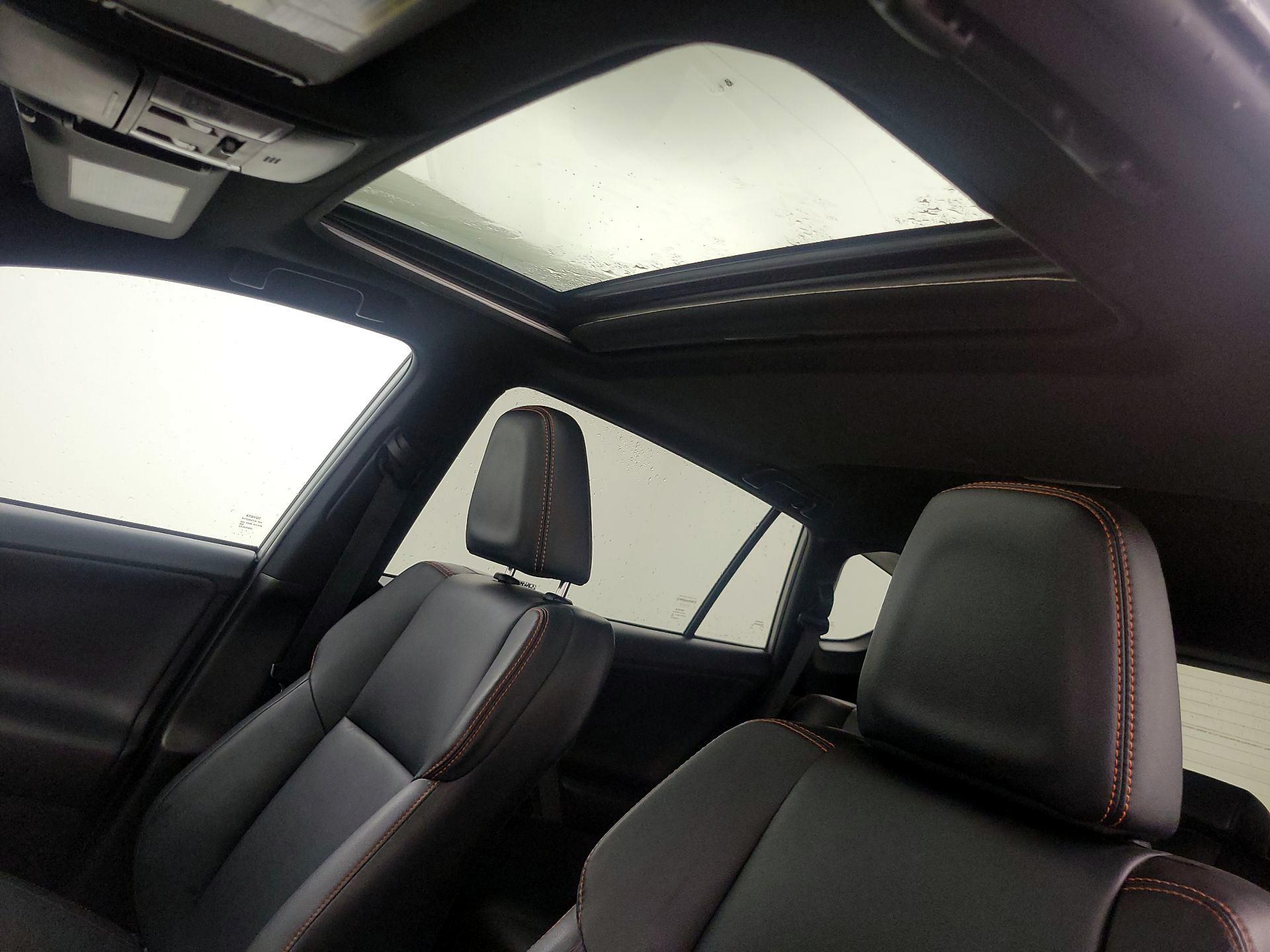 Thumbnail: 2016 Toyota RAV4 - 19