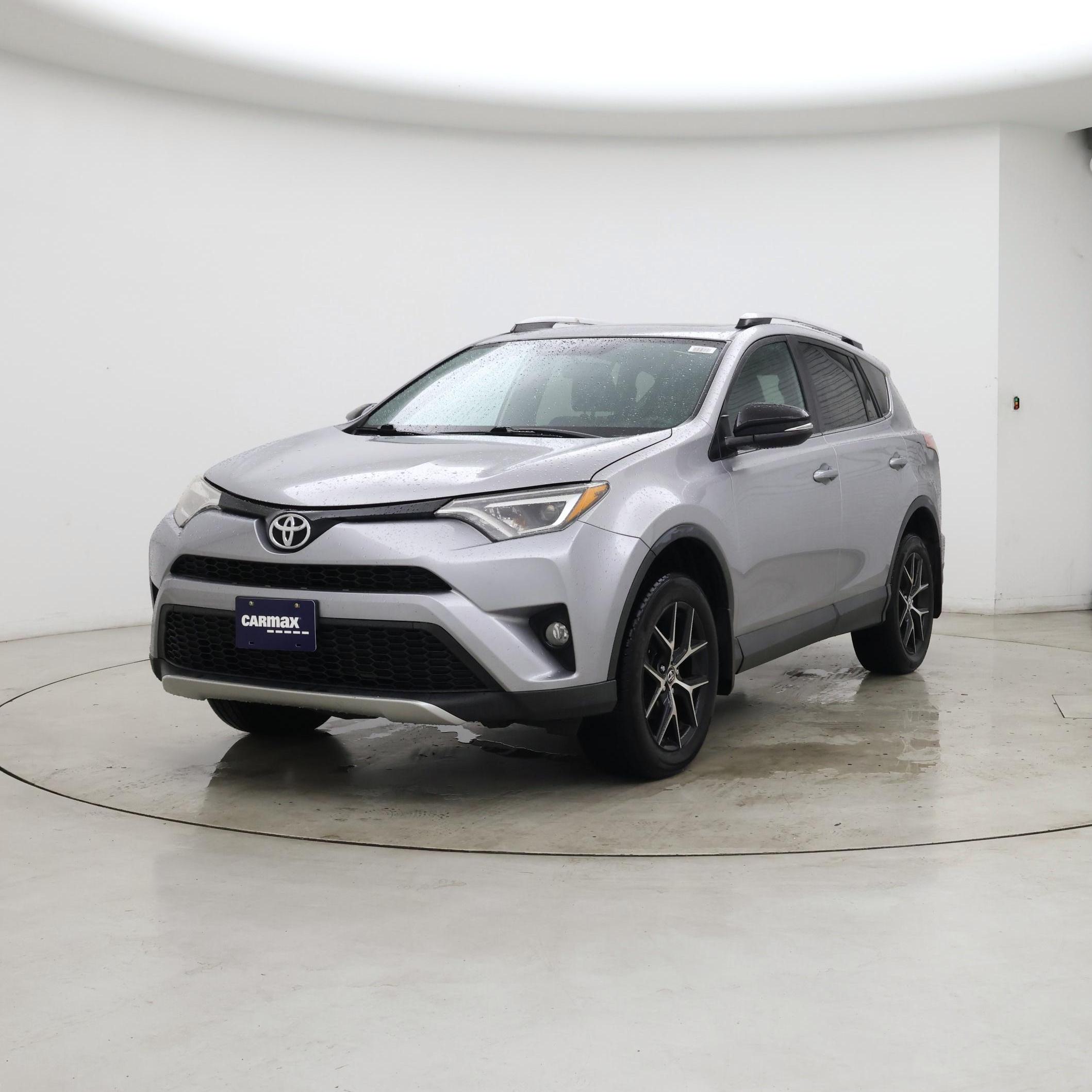Thumbnail: 2016 Toyota RAV4 - 4