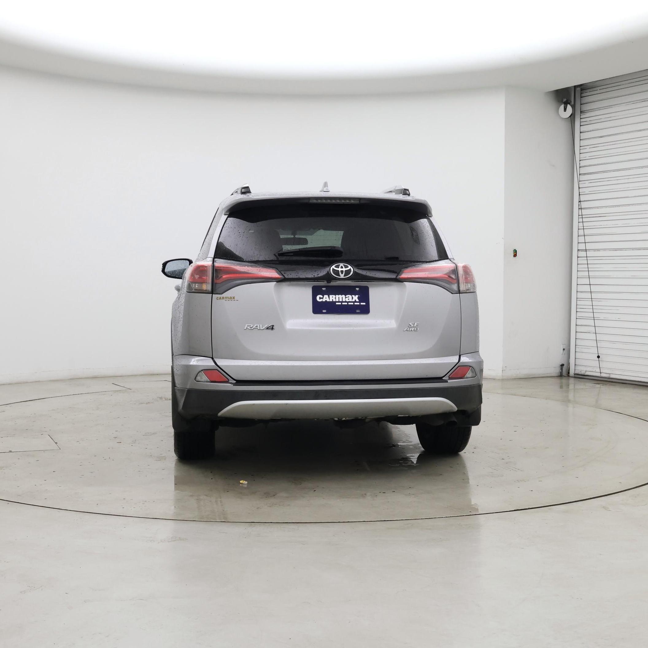Thumbnail: 2016 Toyota RAV4 - 6