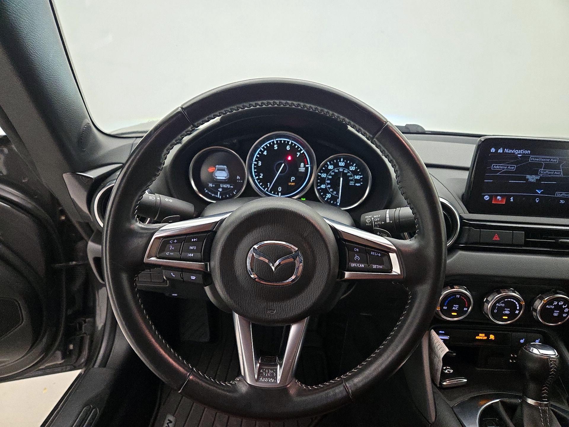 Thumbnail: 2022 Mazda MX-5 Miata - 10