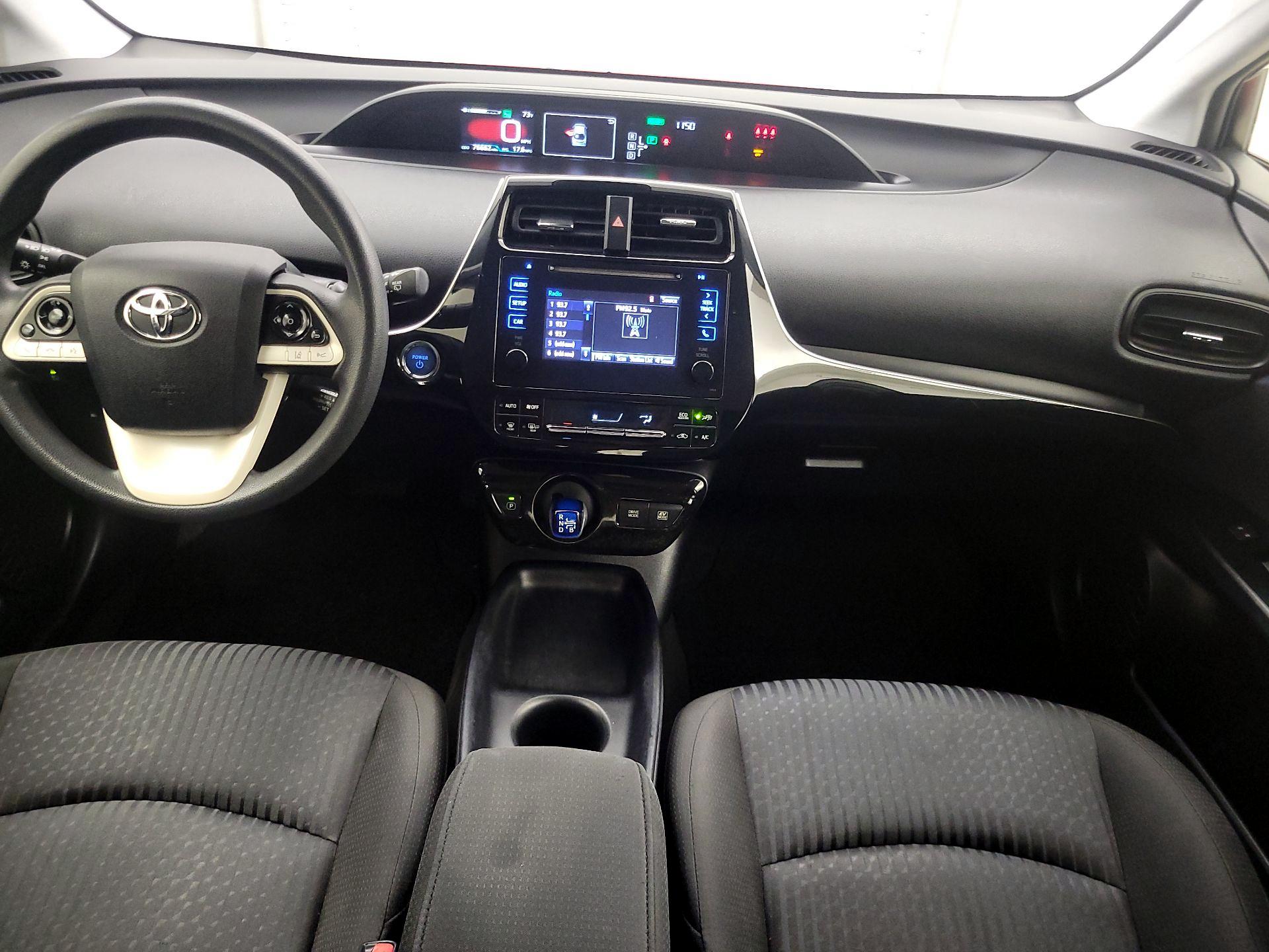 Thumbnail: 2017 Toyota Prius - 9