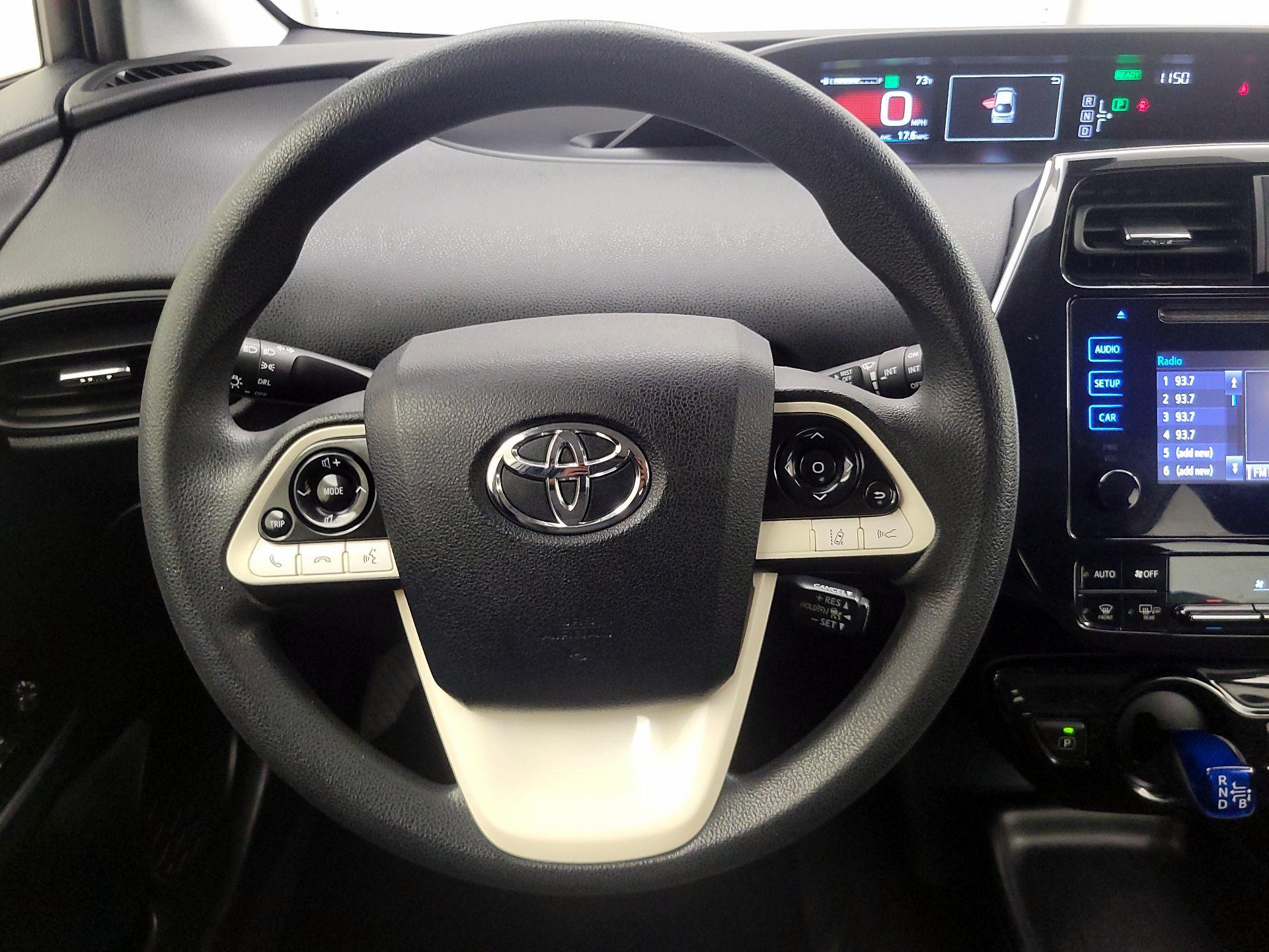 Thumbnail: 2017 Toyota Prius - 10