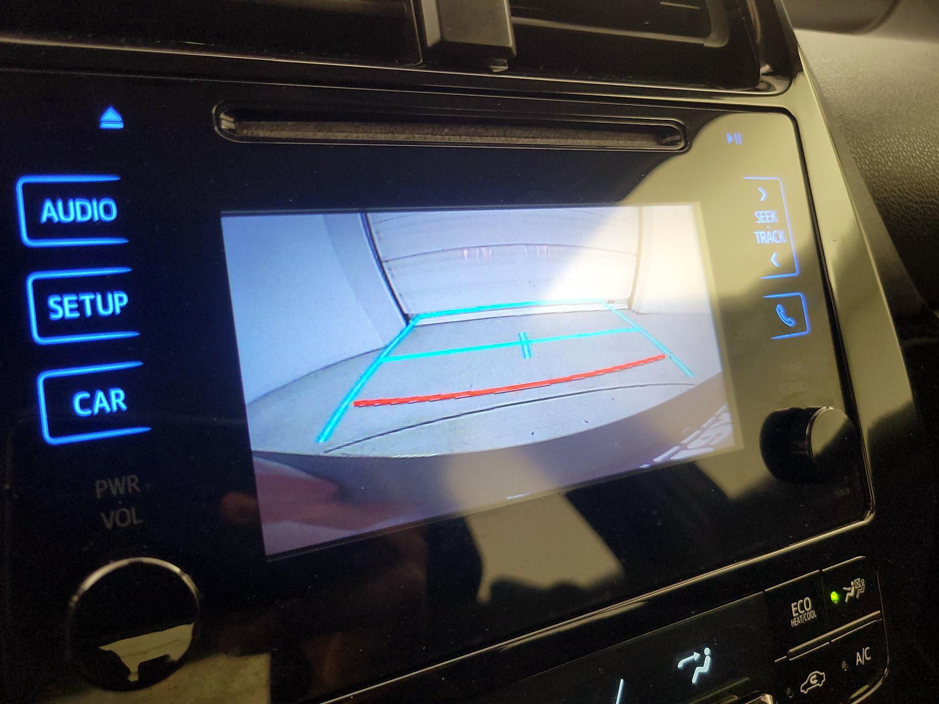 Thumbnail: 2017 Toyota Prius - 14