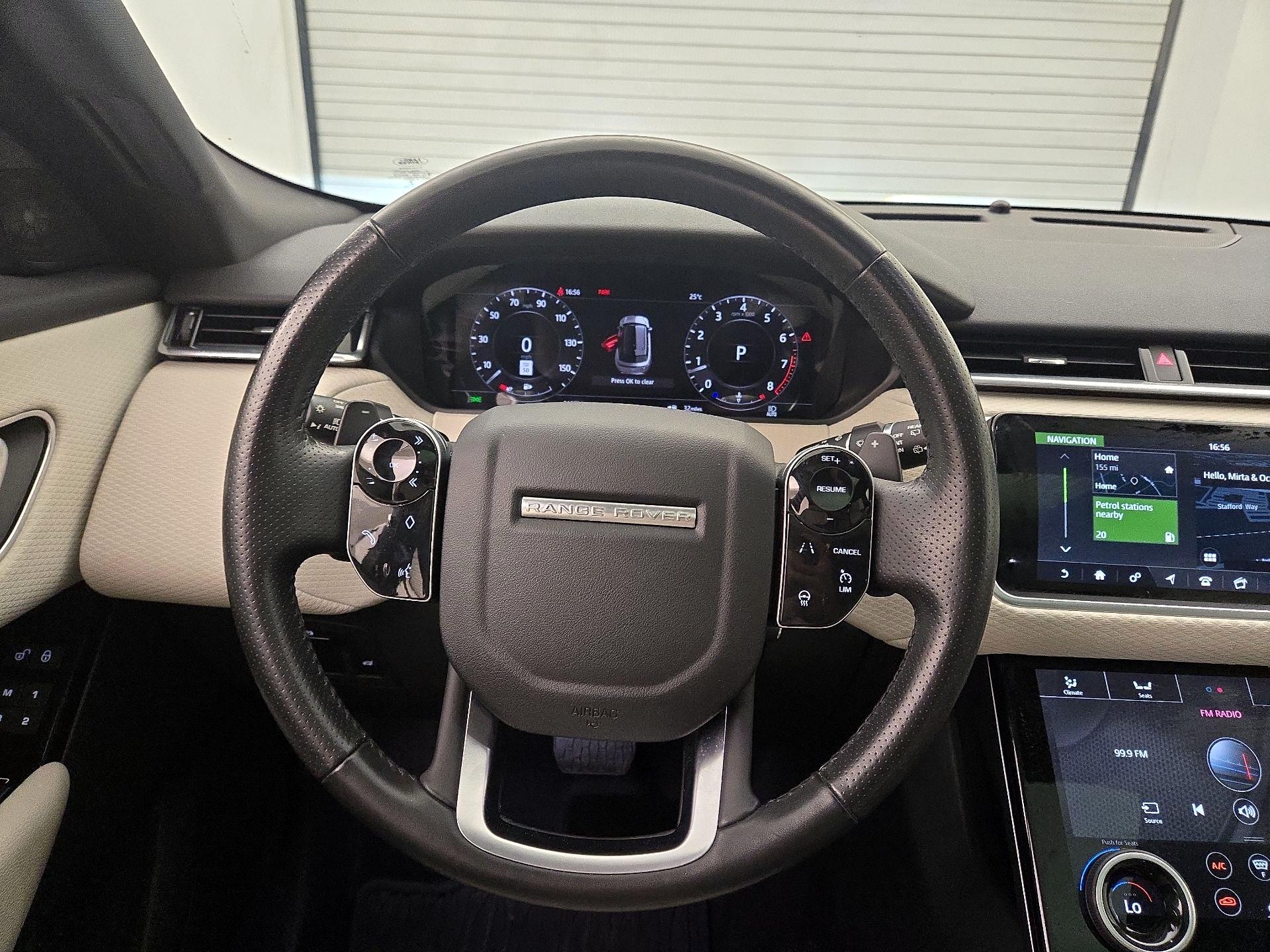Thumbnail: 2020 Land Rover Range Rover Velar - 10