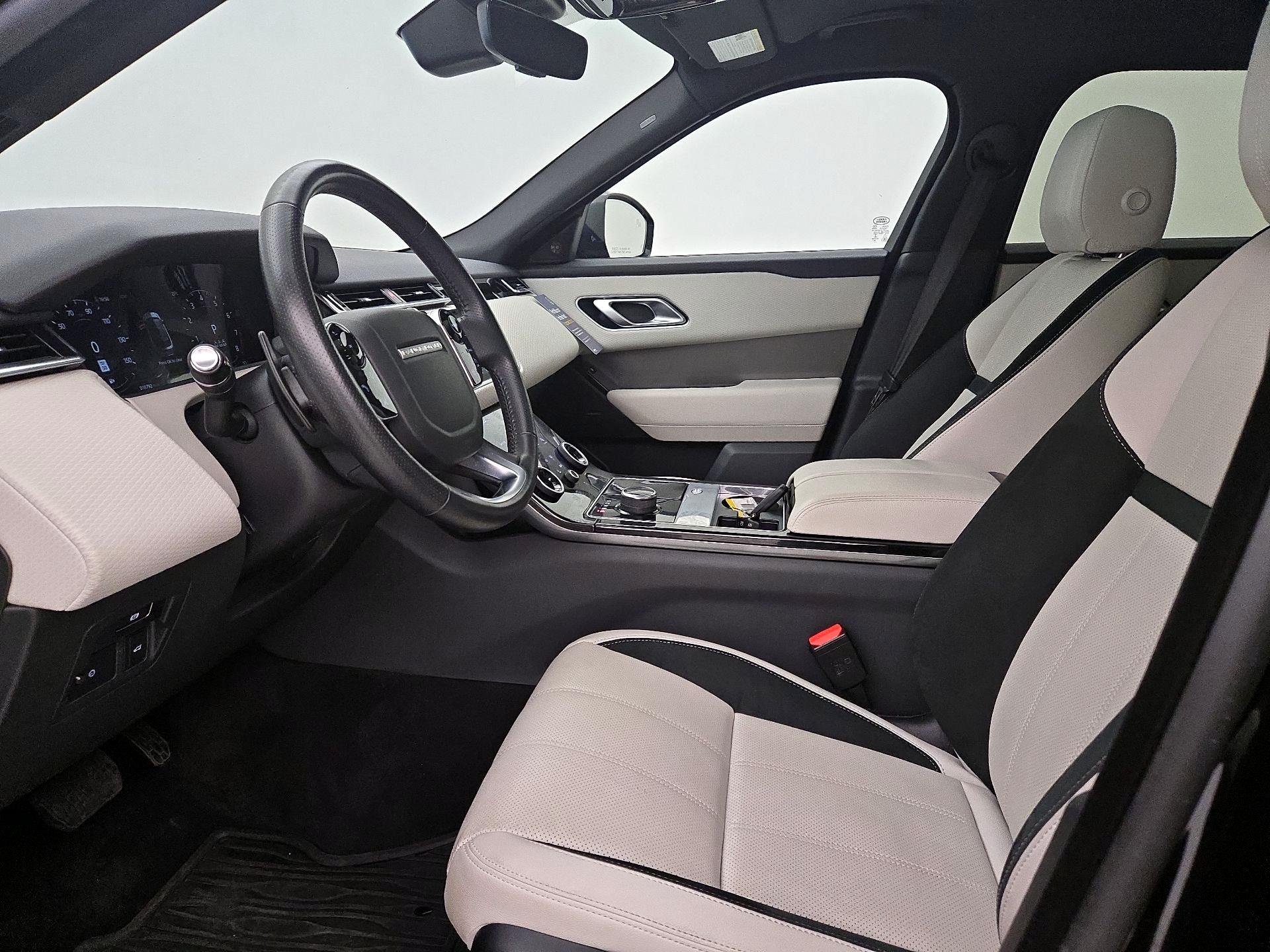 Thumbnail: 2020 Land Rover Range Rover Velar - 11