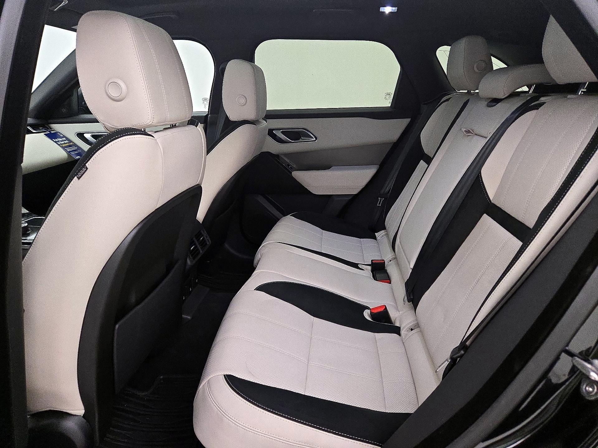 Thumbnail: 2020 Land Rover Range Rover Velar - 20