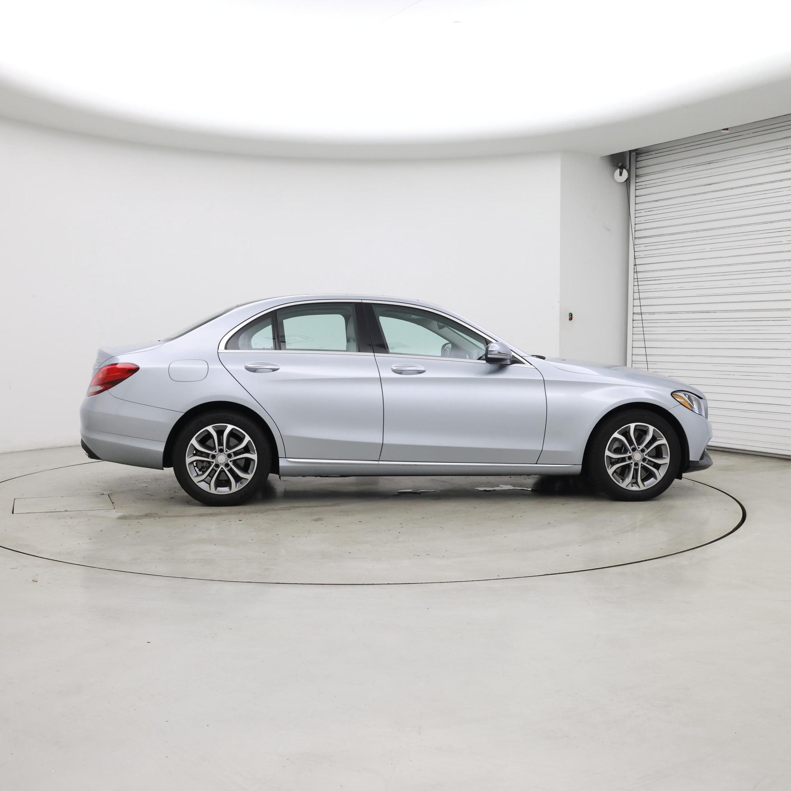 Thumbnail: 2017 Mercedes-Benz C-Class - 7