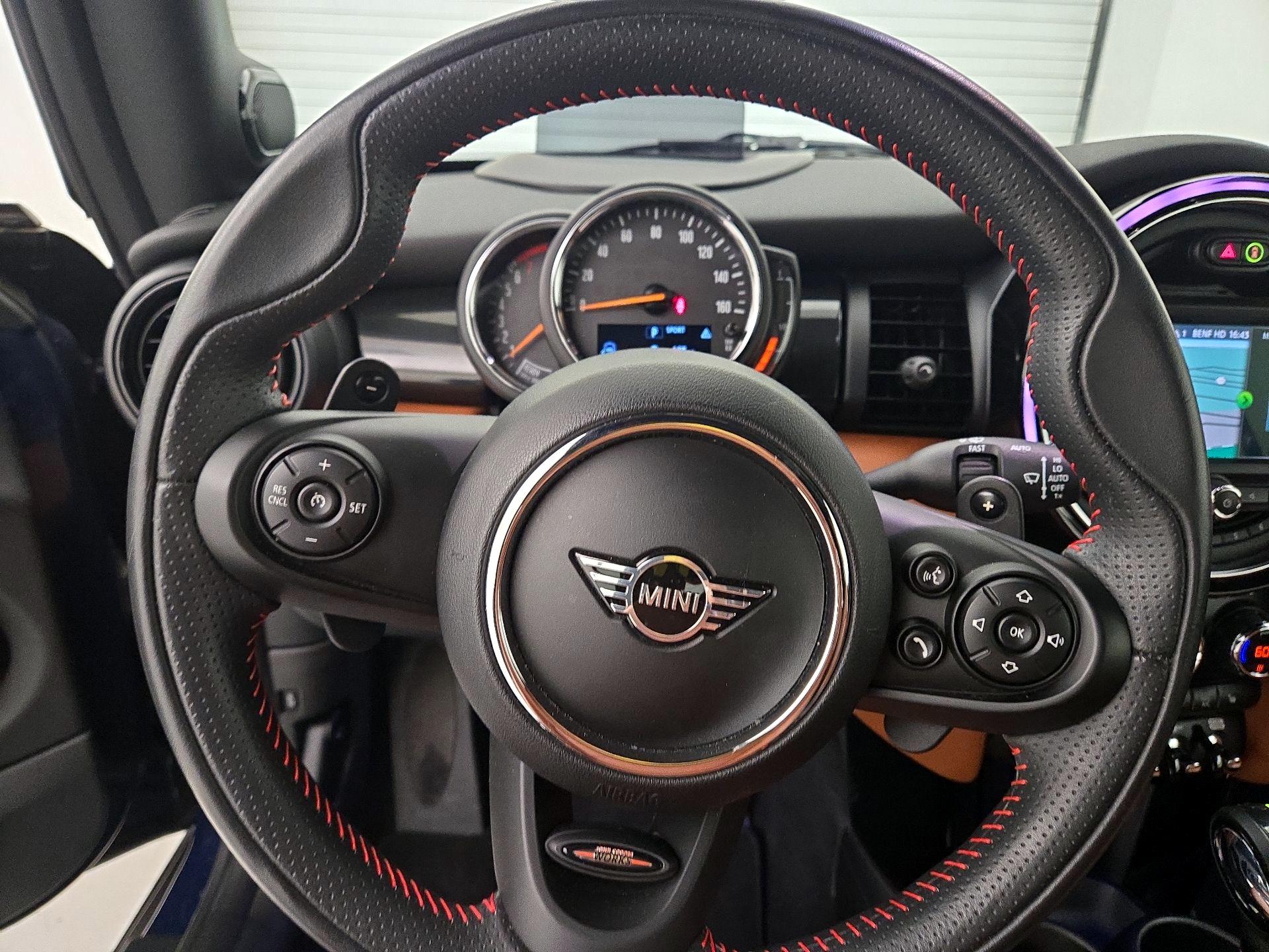 Thumbnail: 2019 MINI Cooper - 10