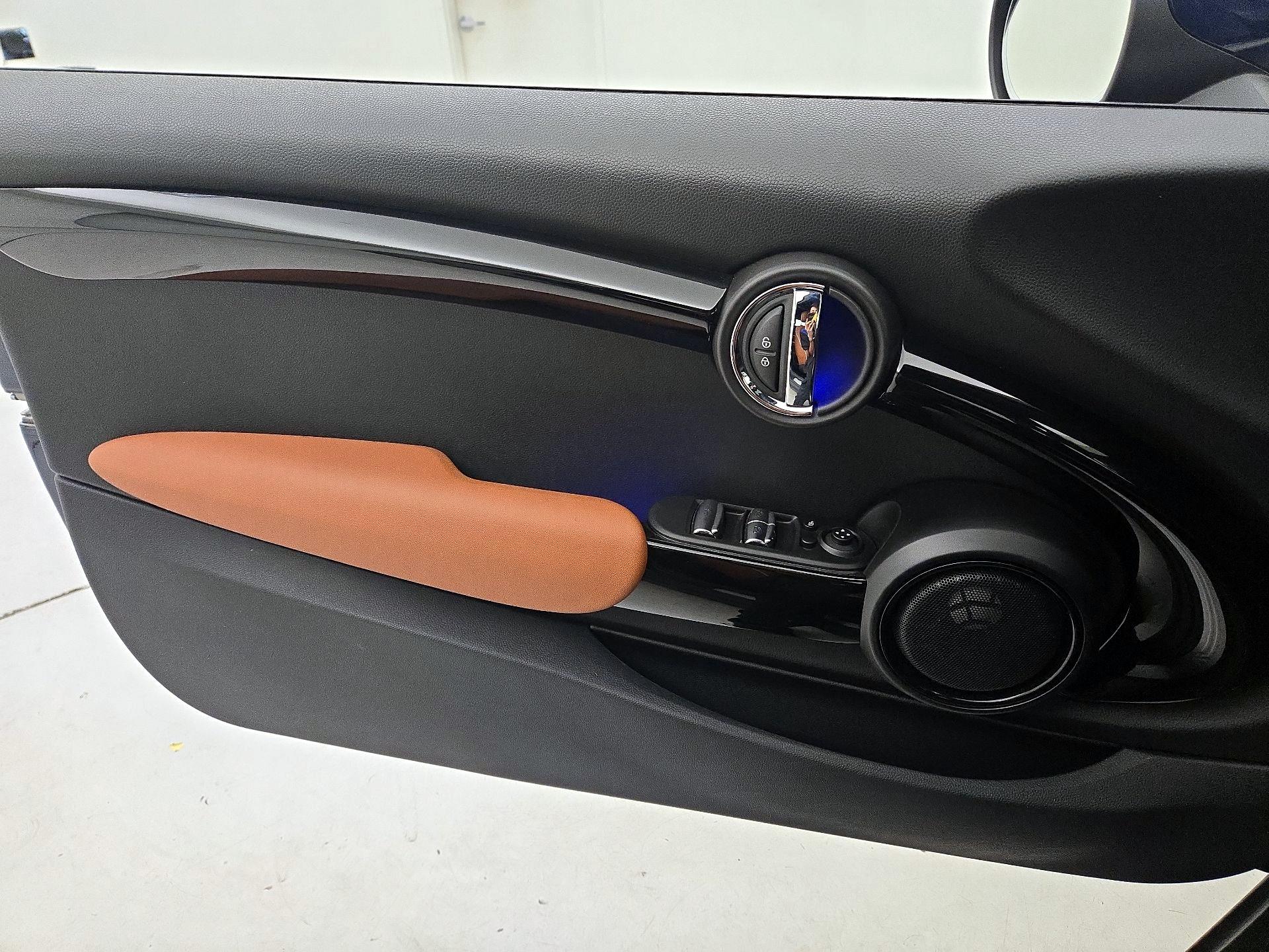 Thumbnail: 2019 MINI Cooper - 12