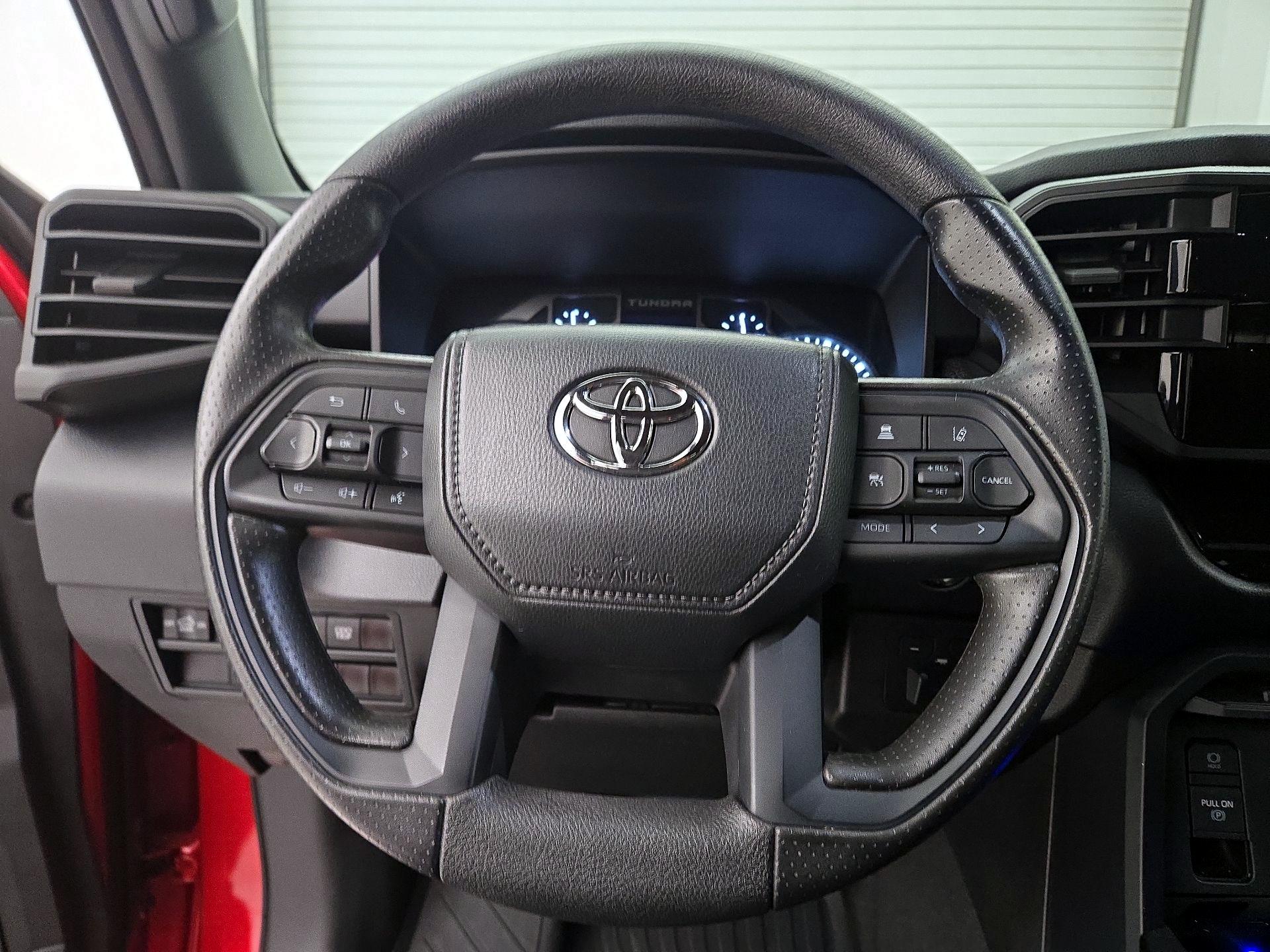 Thumbnail: 2025 Toyota Tundra - 10