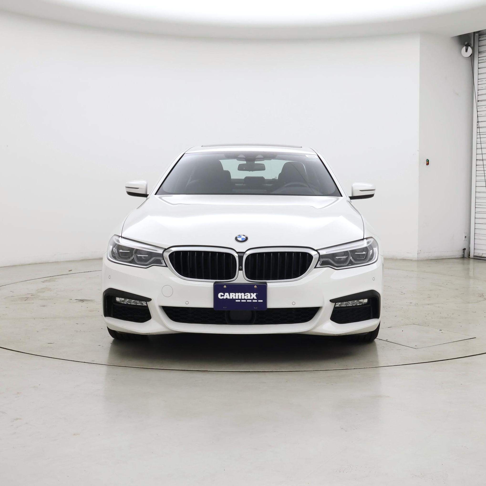 Thumbnail: 2017 BMW 5 Series - 5