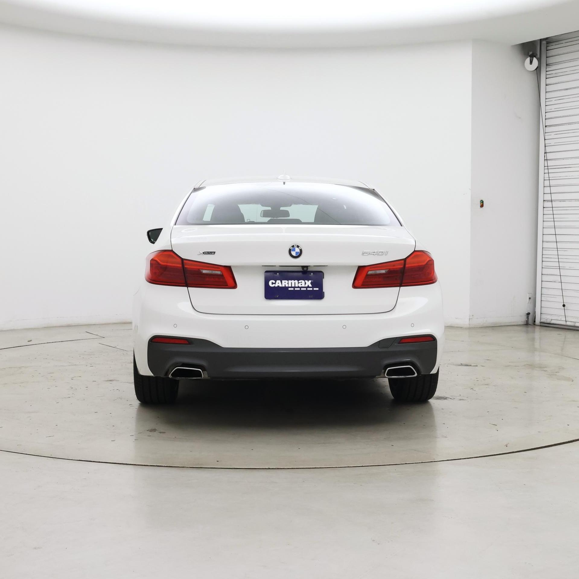 Thumbnail: 2017 BMW 5 Series - 6