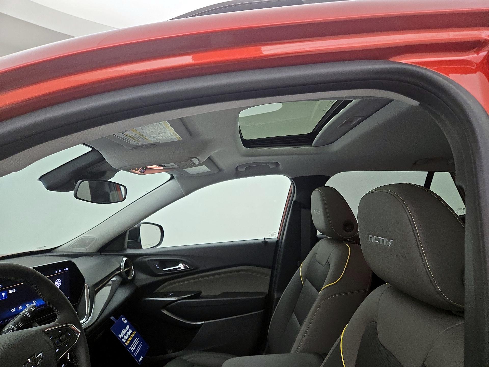 Thumbnail: 2024 Chevrolet Trax - 19