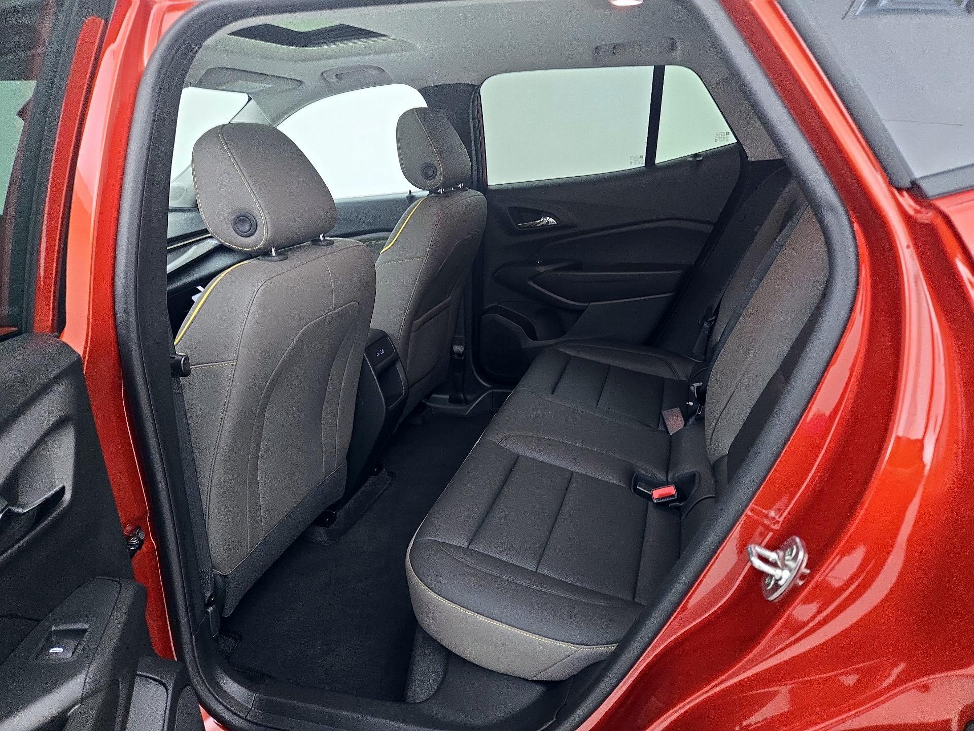 Thumbnail: 2024 Chevrolet Trax - 20