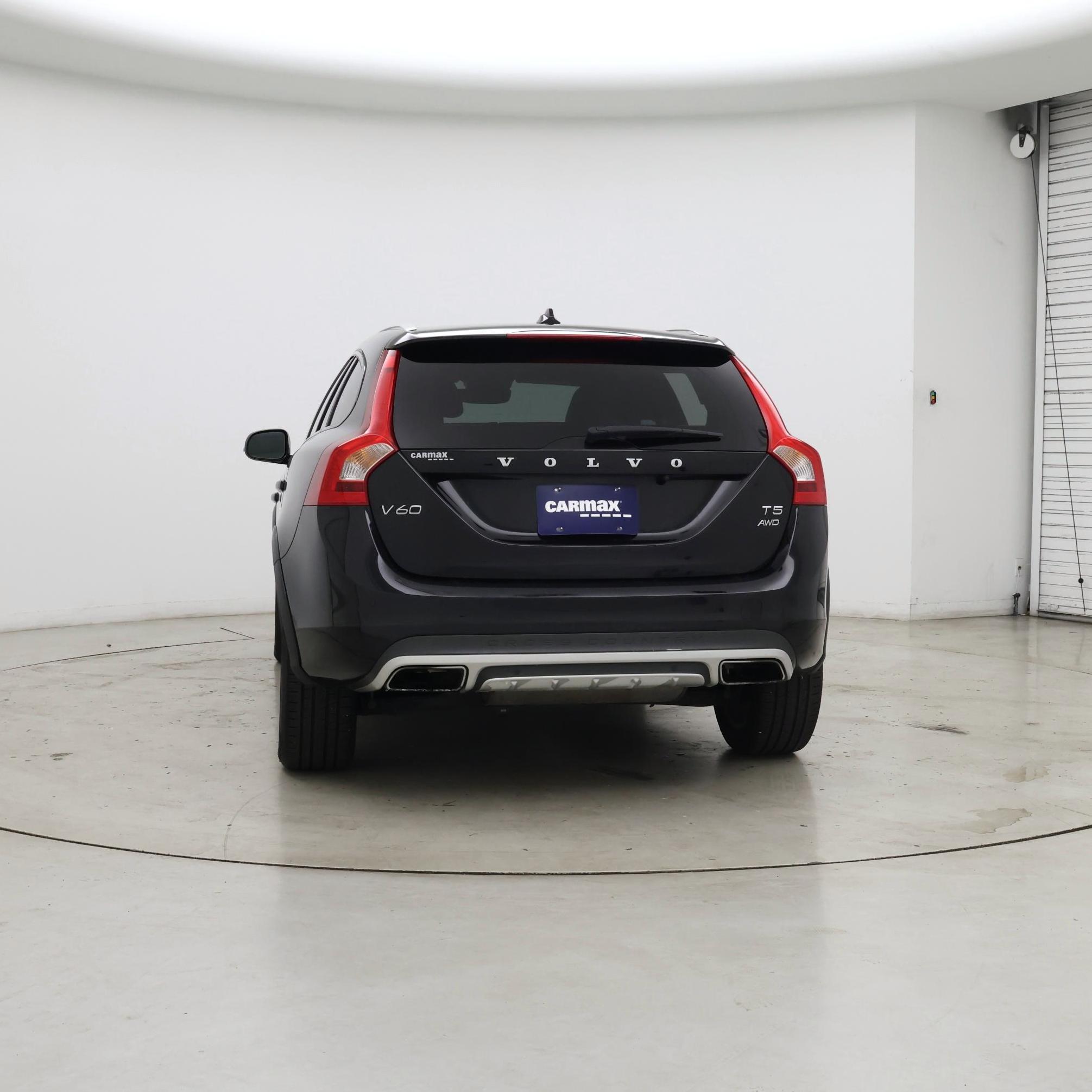 Thumbnail: 2016 Volvo S60 - 6