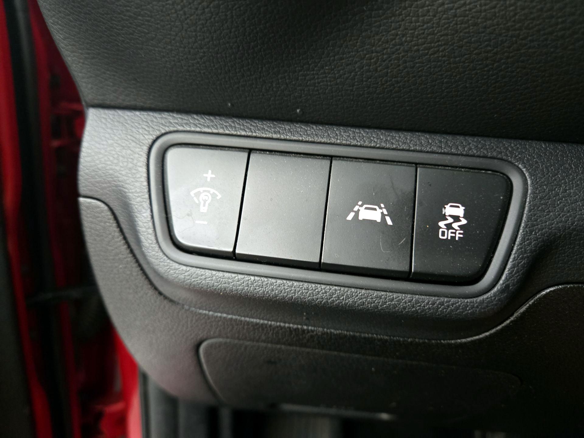 Thumbnail: 2019 Kia Forte - 13