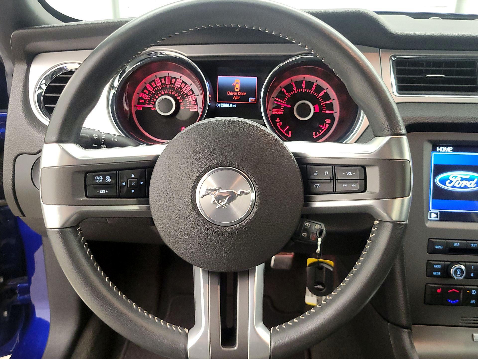 Thumbnail: 2013 Ford Mustang - 10