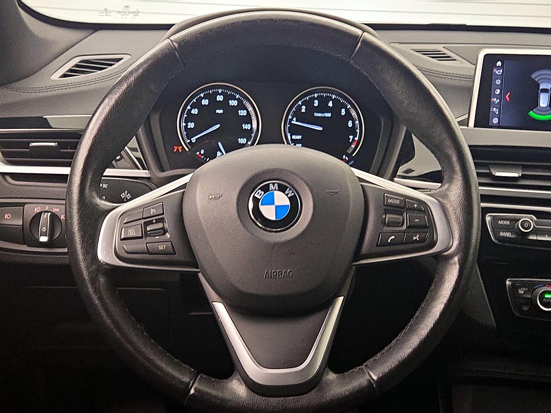 Thumbnail: 2020 BMW X1 - 10