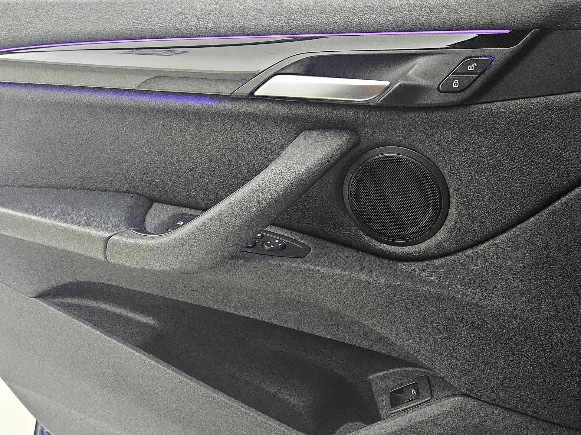Thumbnail: 2020 BMW X1 - 12