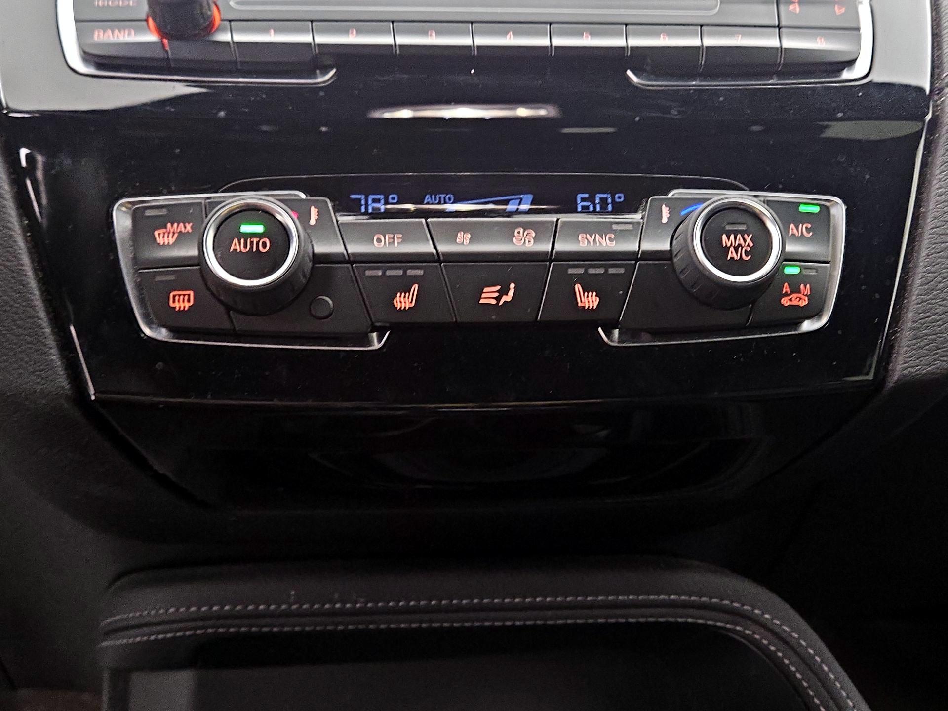 Thumbnail: 2020 BMW X1 - 16
