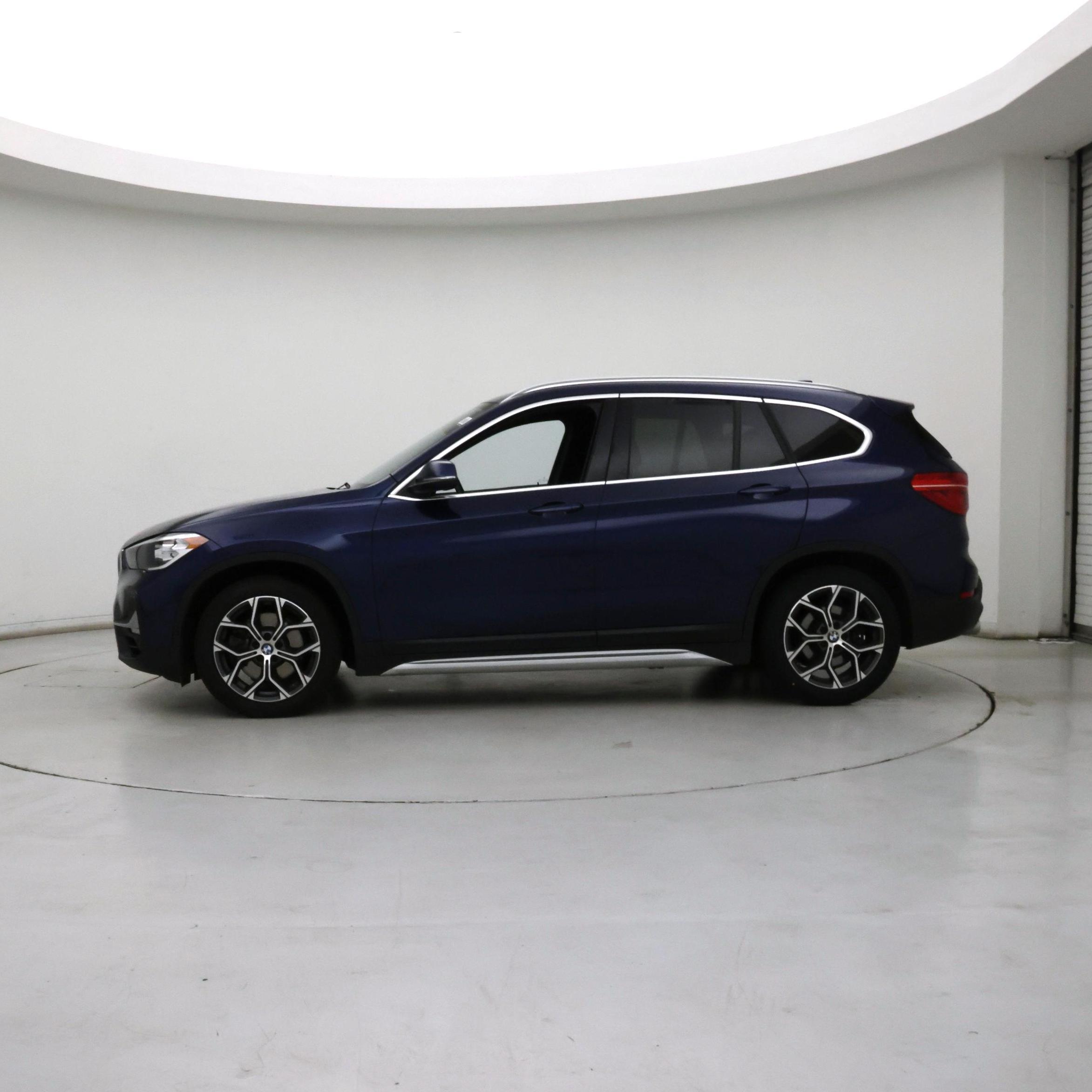 Thumbnail: 2020 BMW X1 - 3
