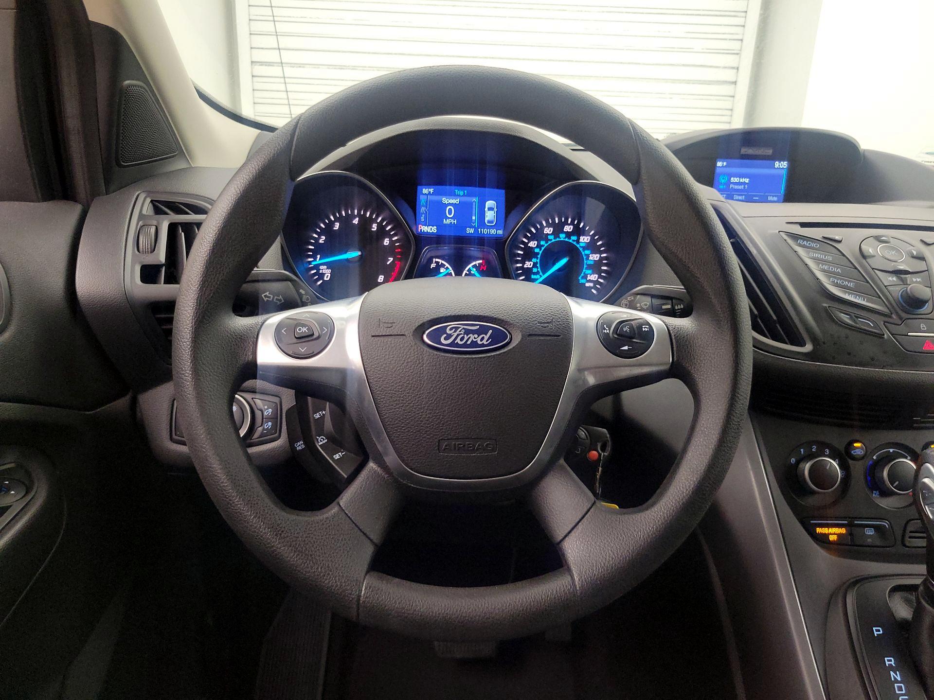 Thumbnail: 2015 Ford Escape - 10