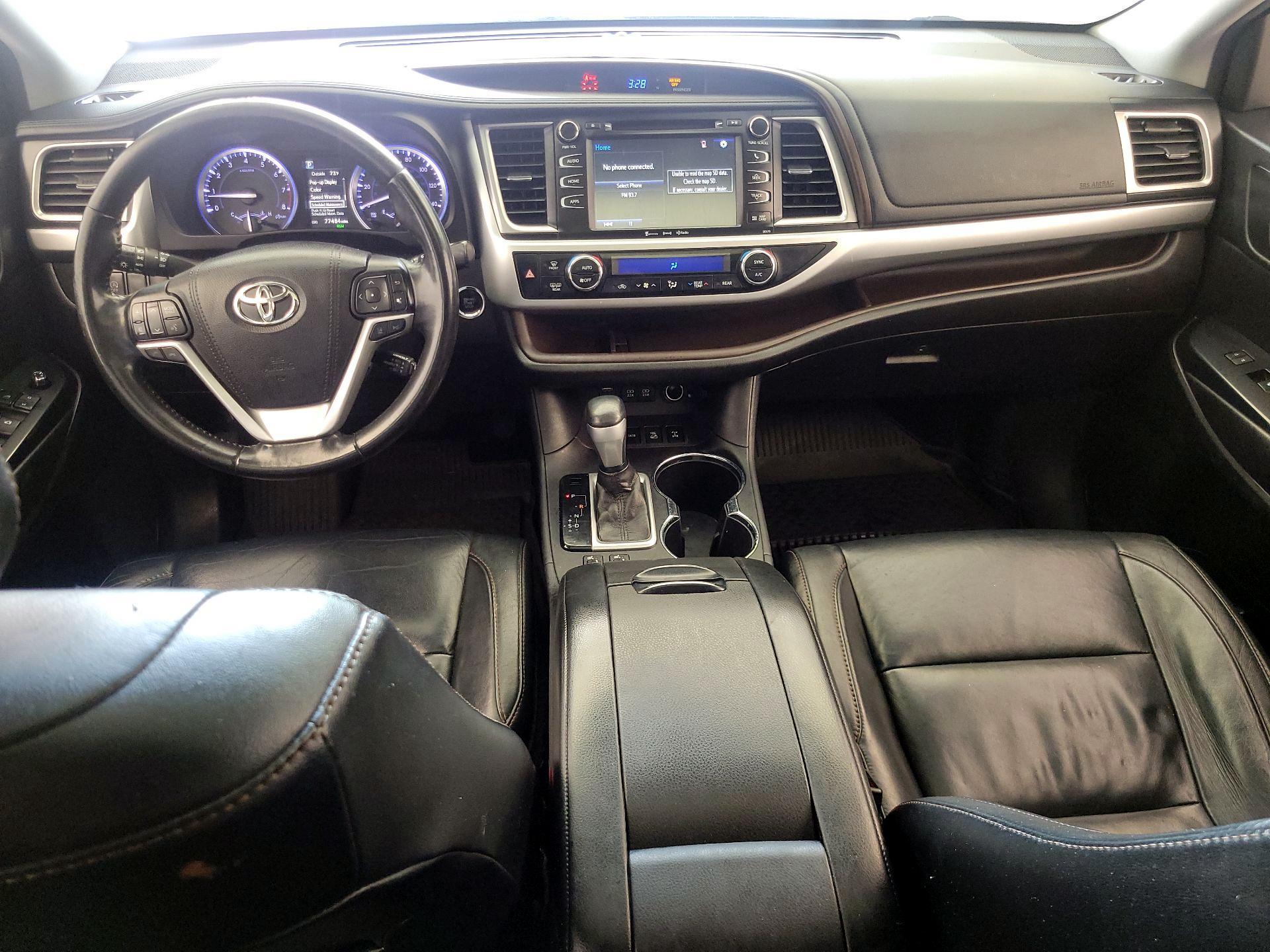 Thumbnail: 2018 Toyota Highlander - 9