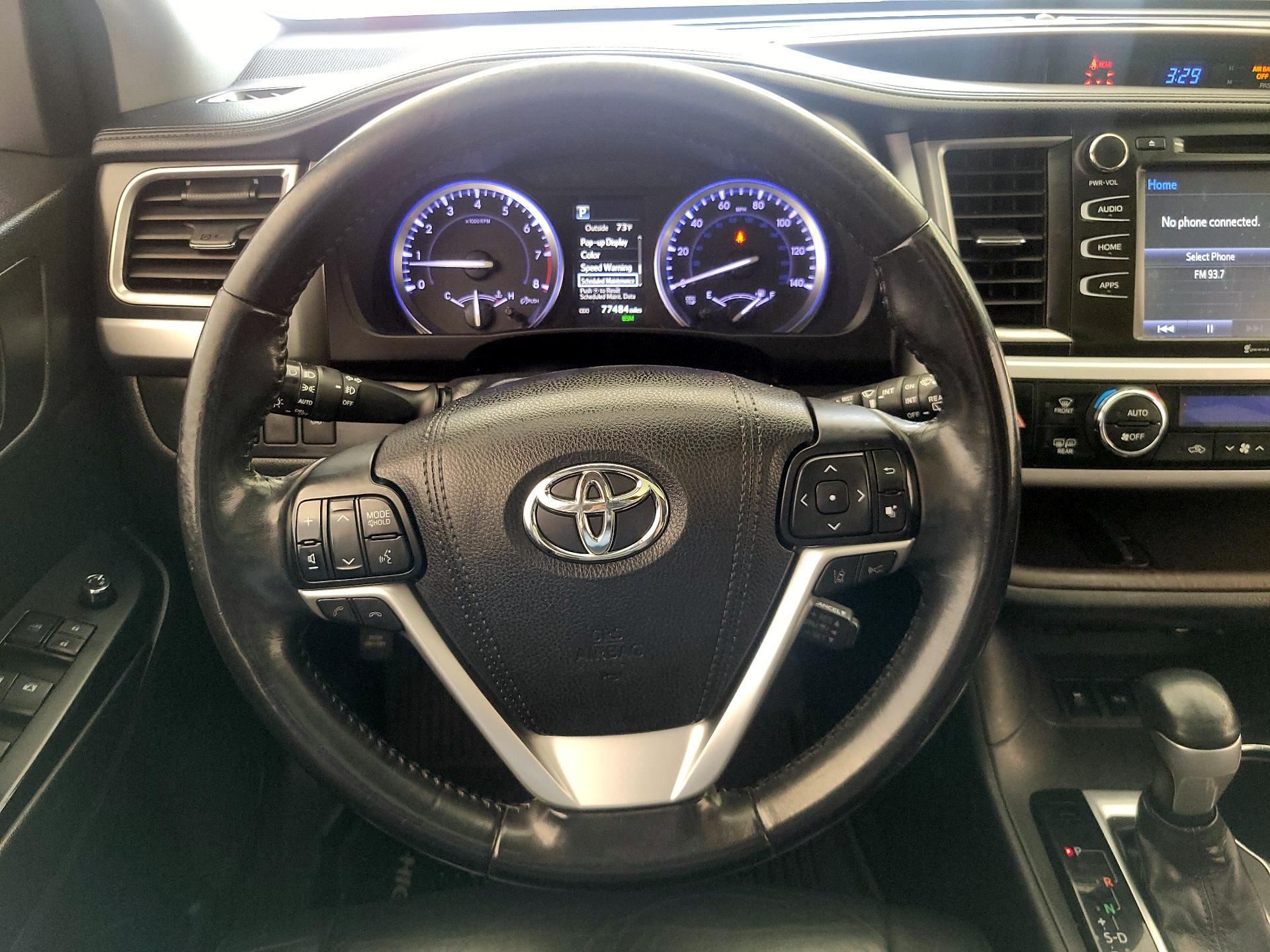 Thumbnail: 2018 Toyota Highlander - 10