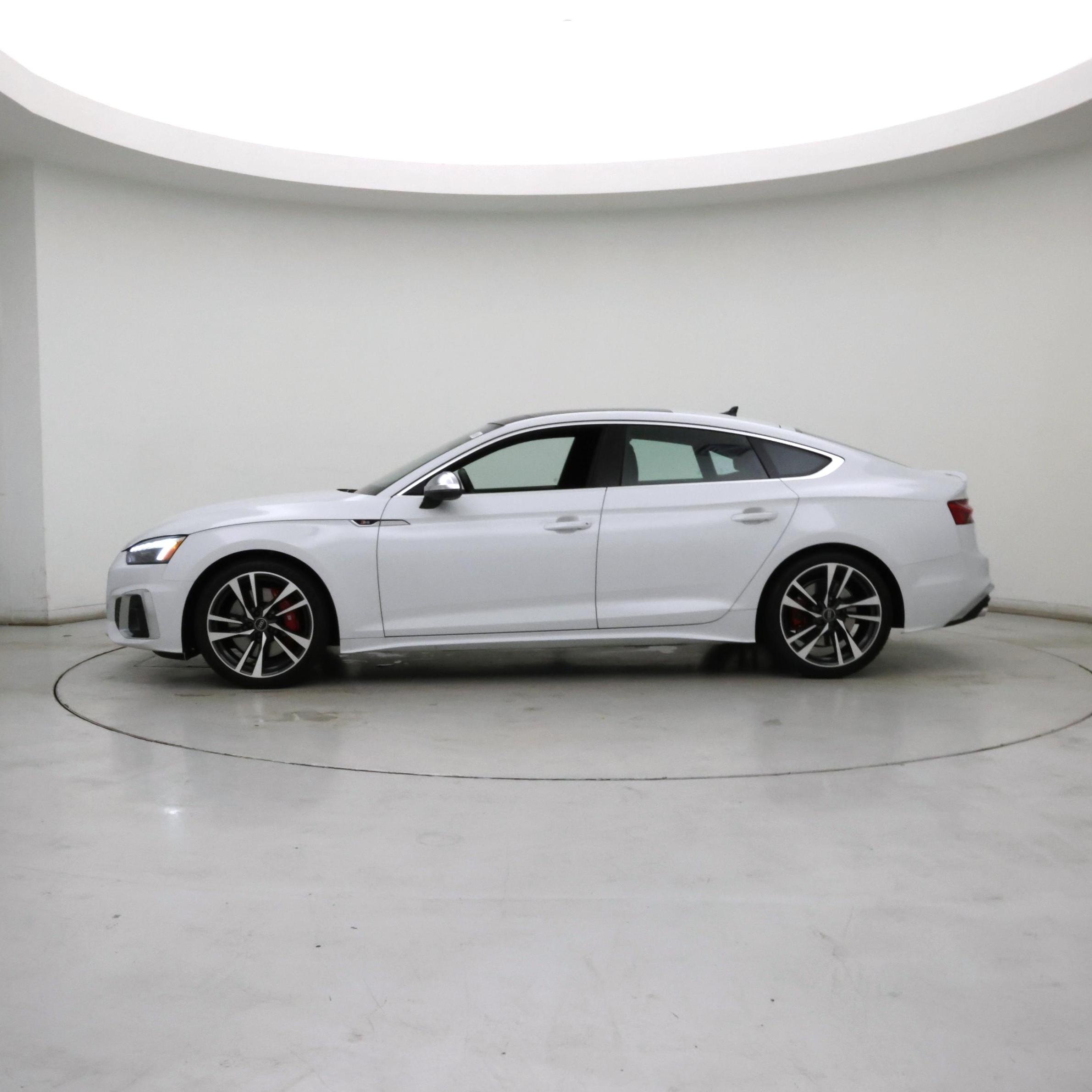 Thumbnail: 2023 Audi S5 - 3