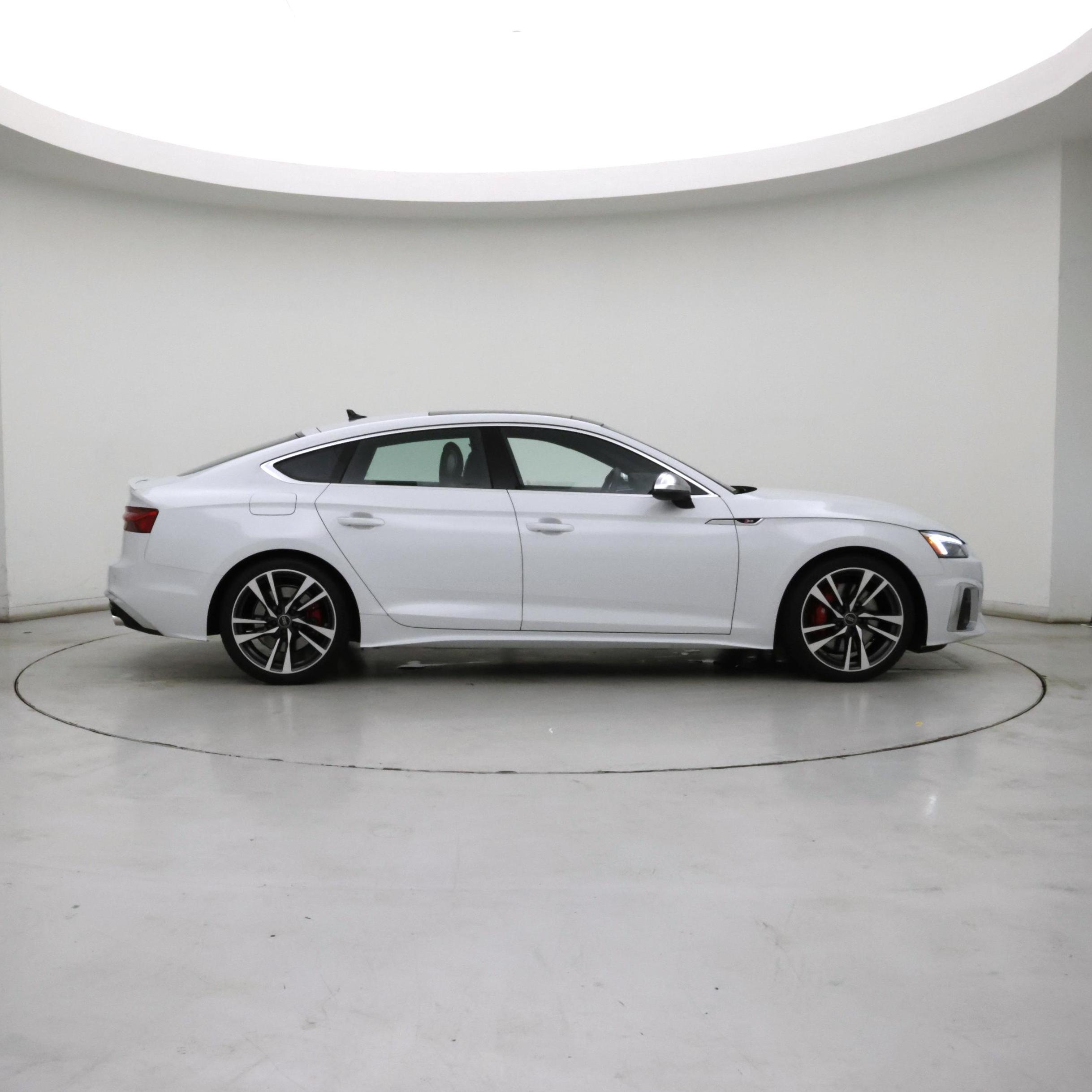 Thumbnail: 2023 Audi S5 - 7