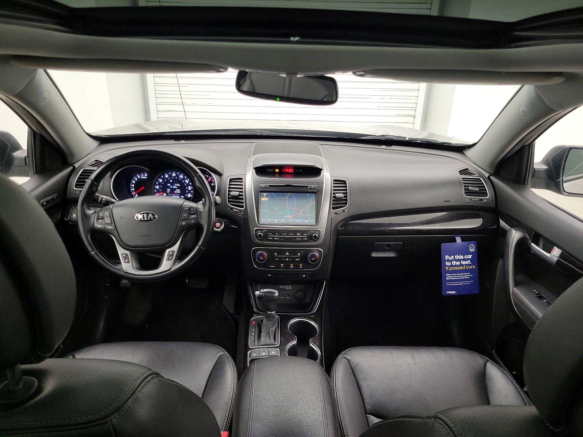 Thumbnail: 2015 Kia Sorento - 9