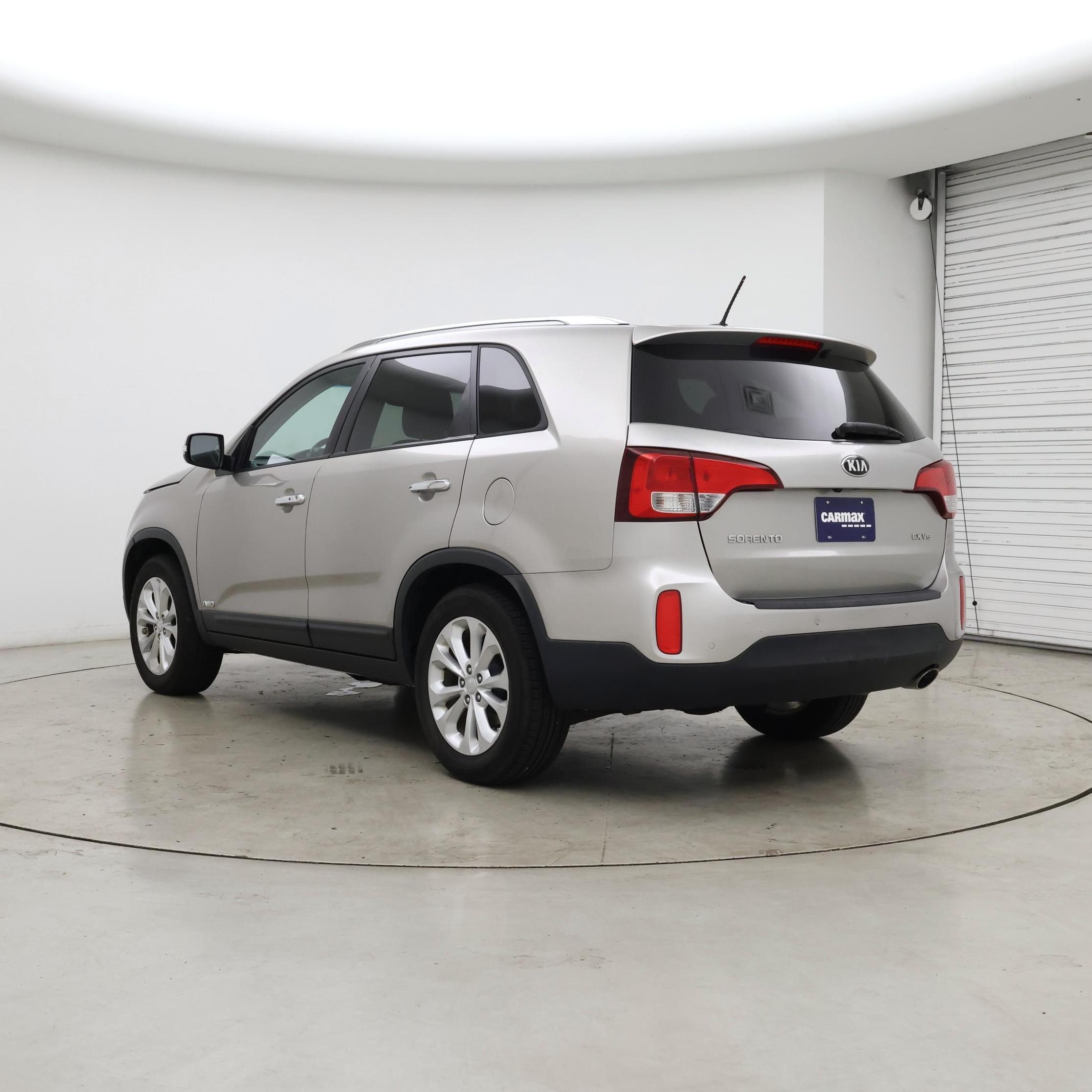 Thumbnail: 2015 Kia Sorento - 2