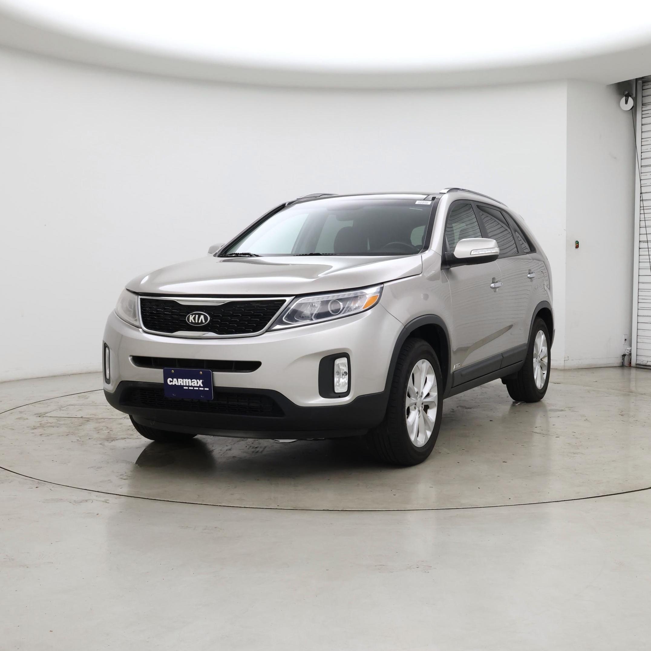 Thumbnail: 2015 Kia Sorento - 4