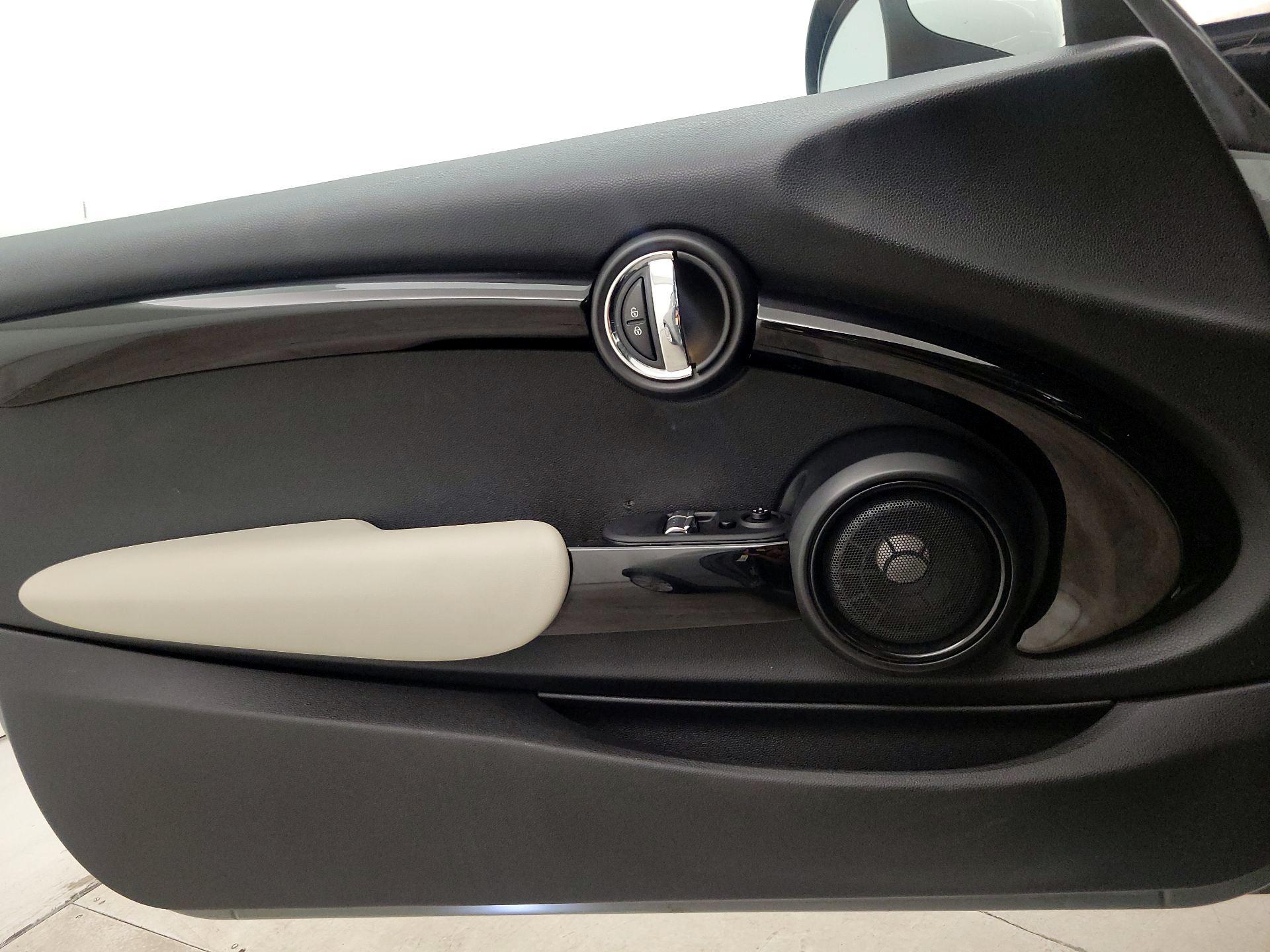 Thumbnail: 2018 MINI Cooper Hardtop - 12