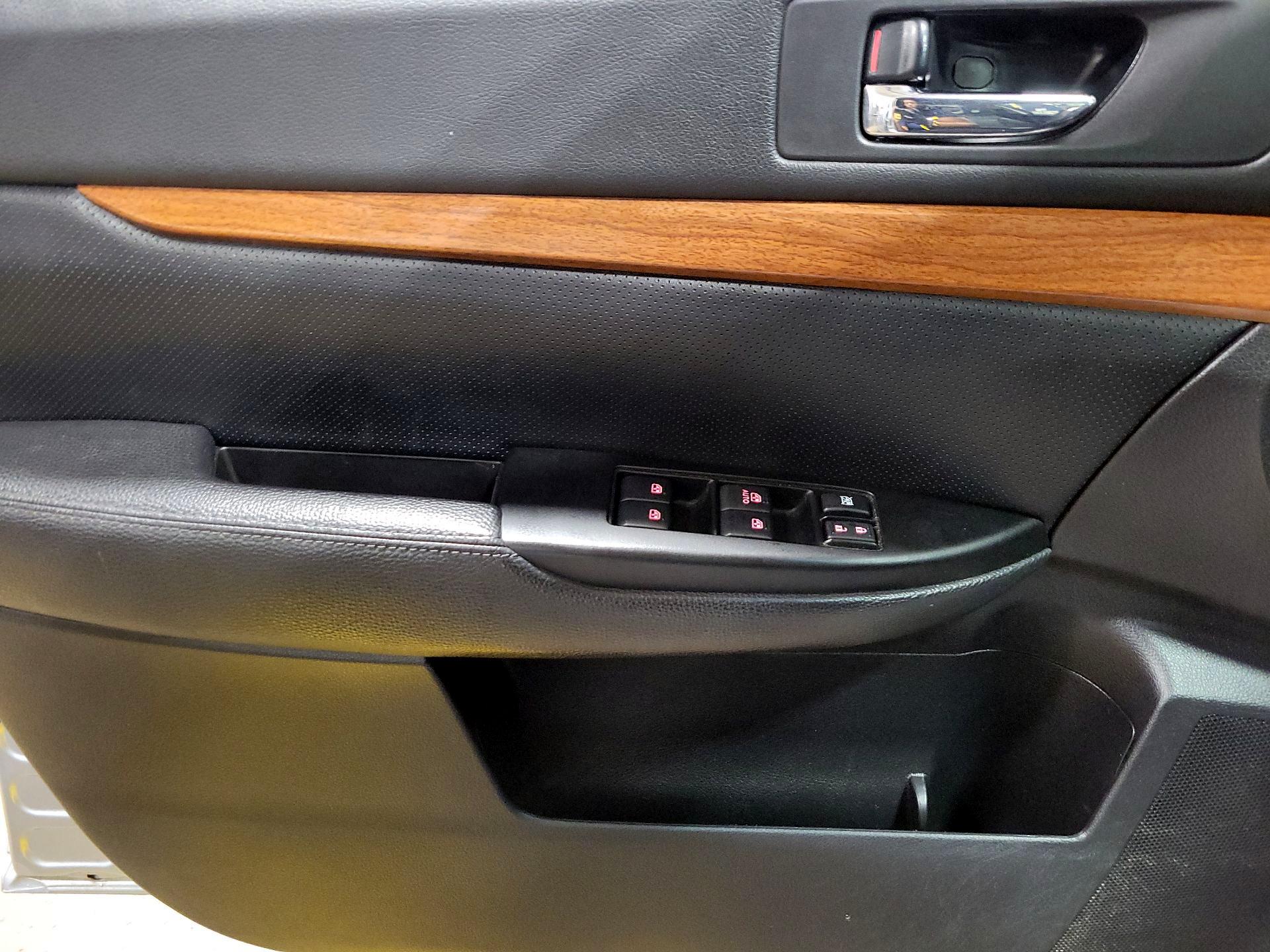 Thumbnail: 2013 Subaru Outback - 12