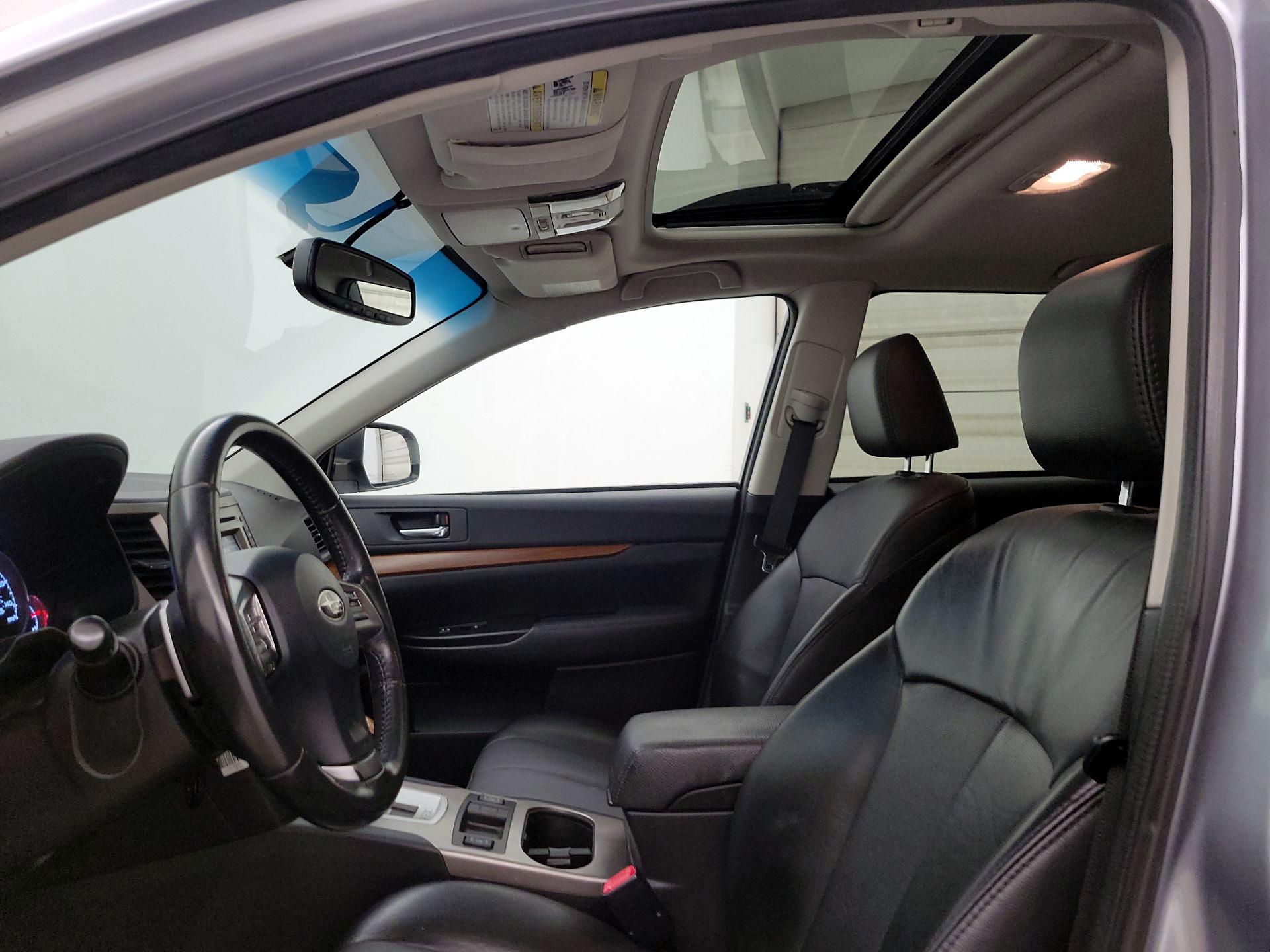 Thumbnail: 2013 Subaru Outback - 17