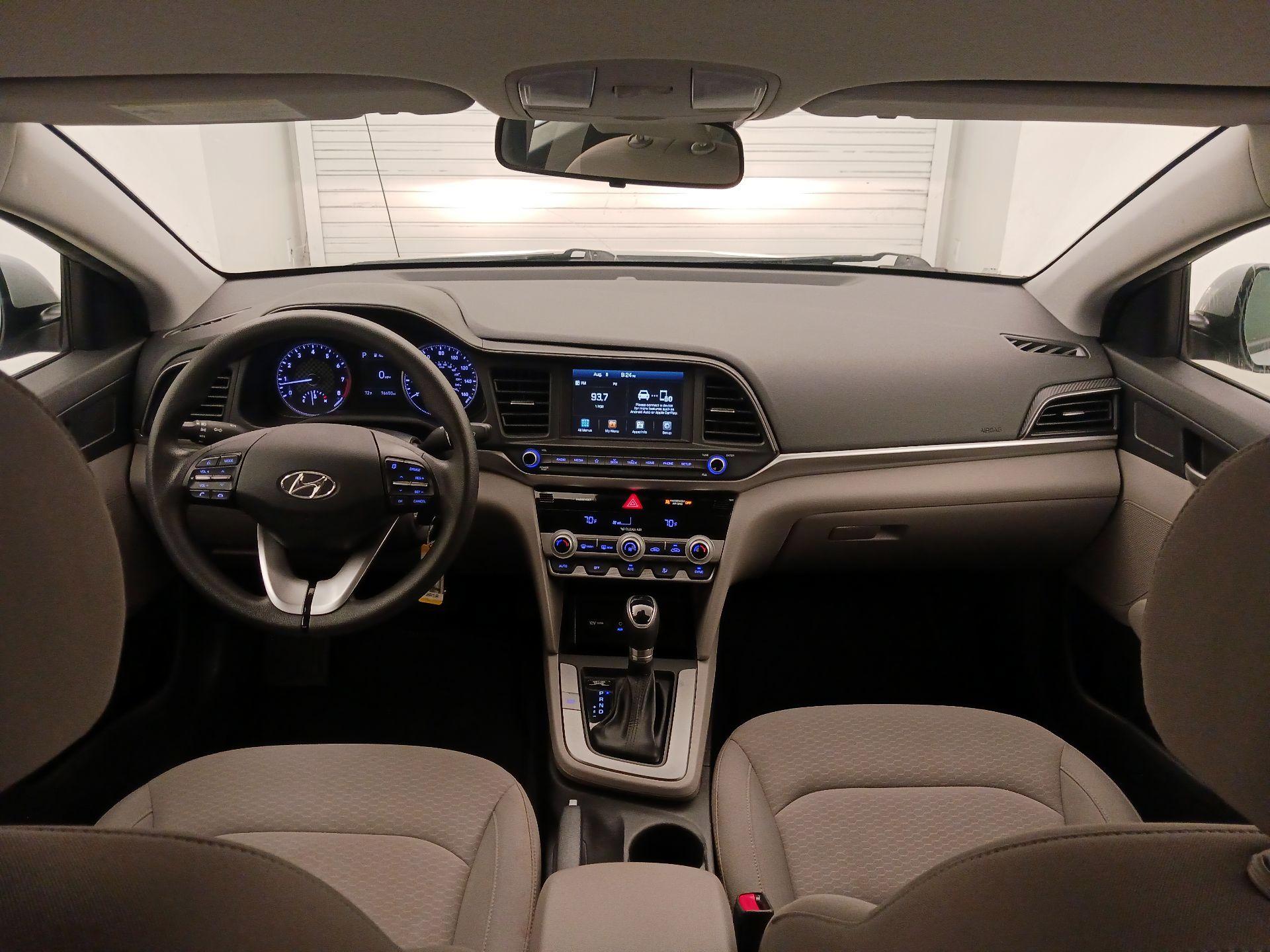 Thumbnail: 2020 Hyundai Elantra - 9