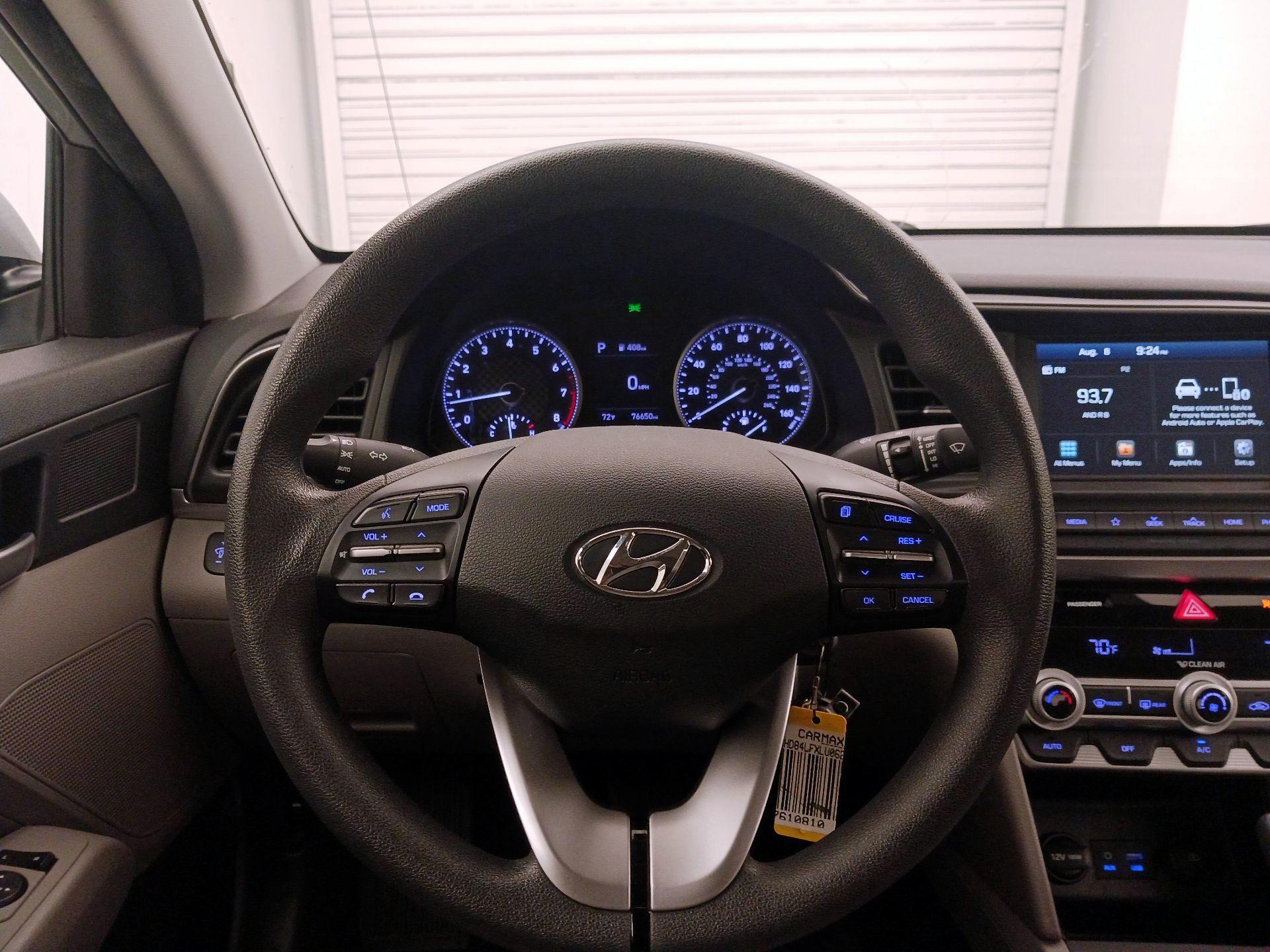 Thumbnail: 2020 Hyundai Elantra - 10