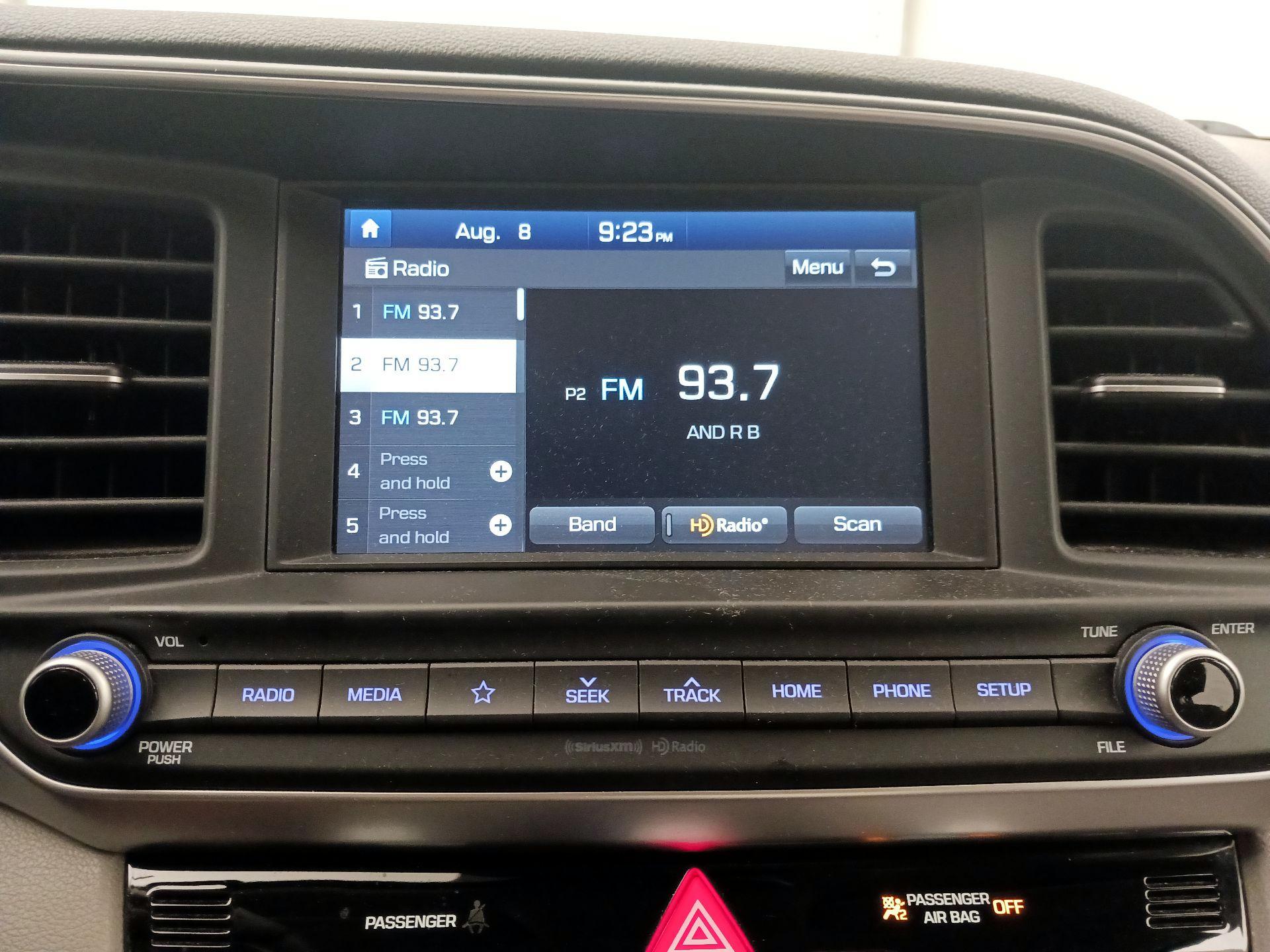 Thumbnail: 2020 Hyundai Elantra - 15